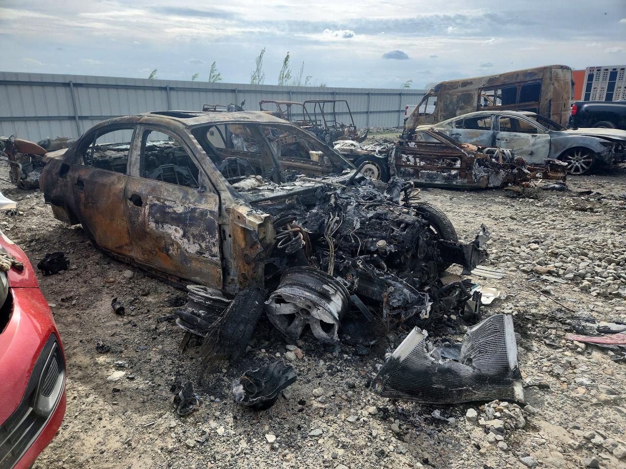 2004 Bmw 530 I Burn vin: WBANA73554B808175