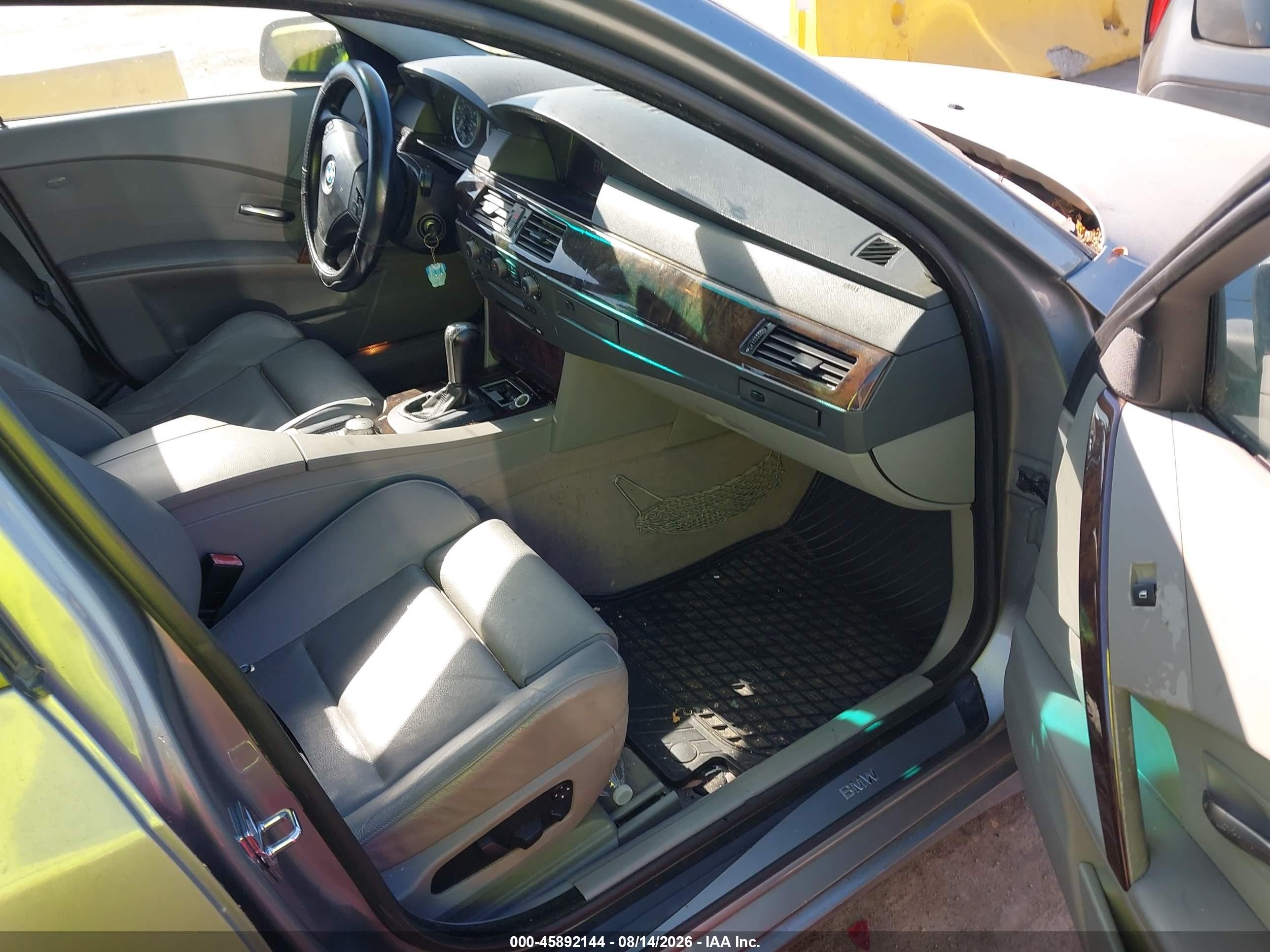 2005 Bmw 530i   Серый vin: WBANA73555CR59285