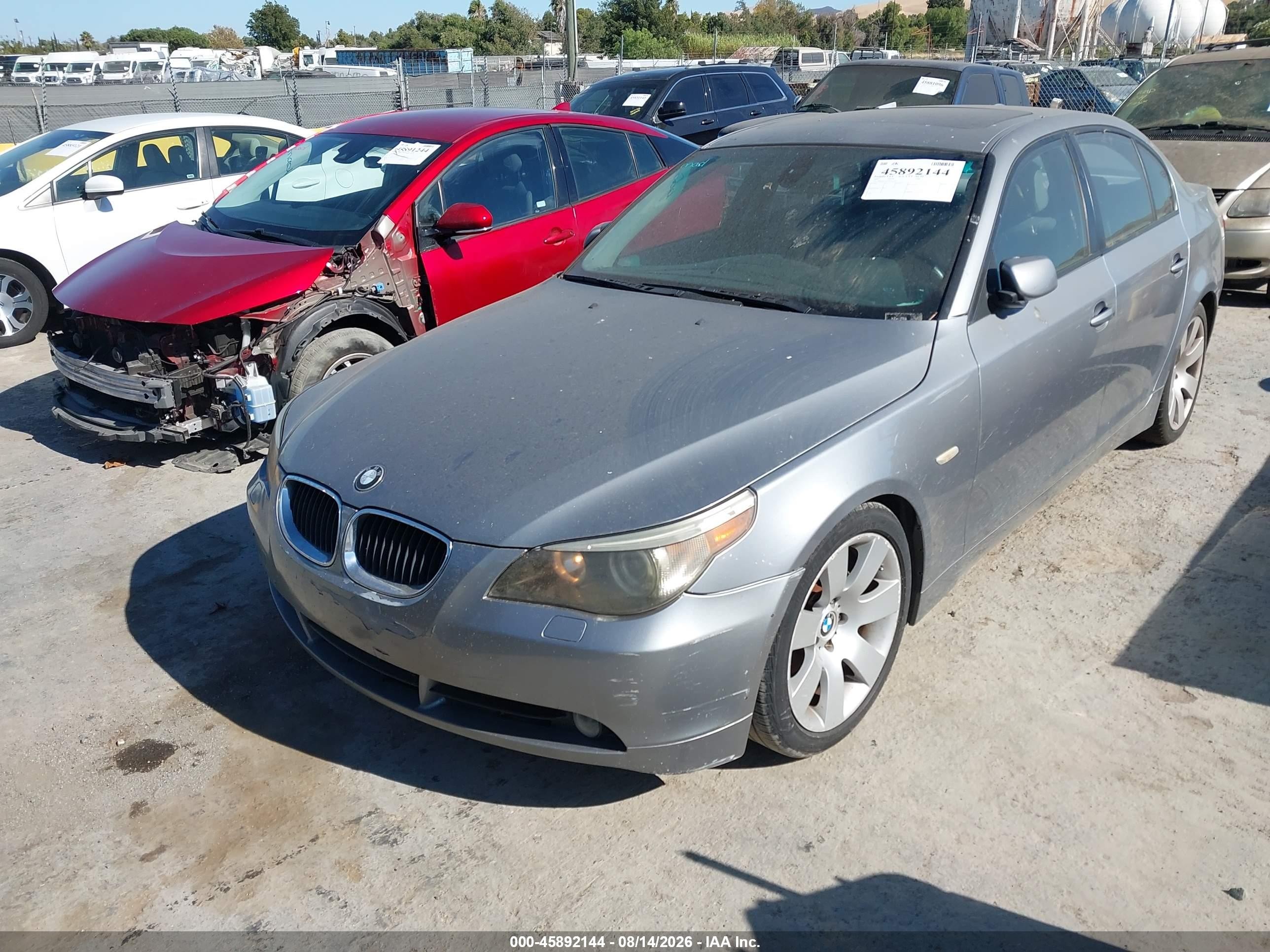 2005 Bmw 530i   Серый vin: WBANA73555CR59285