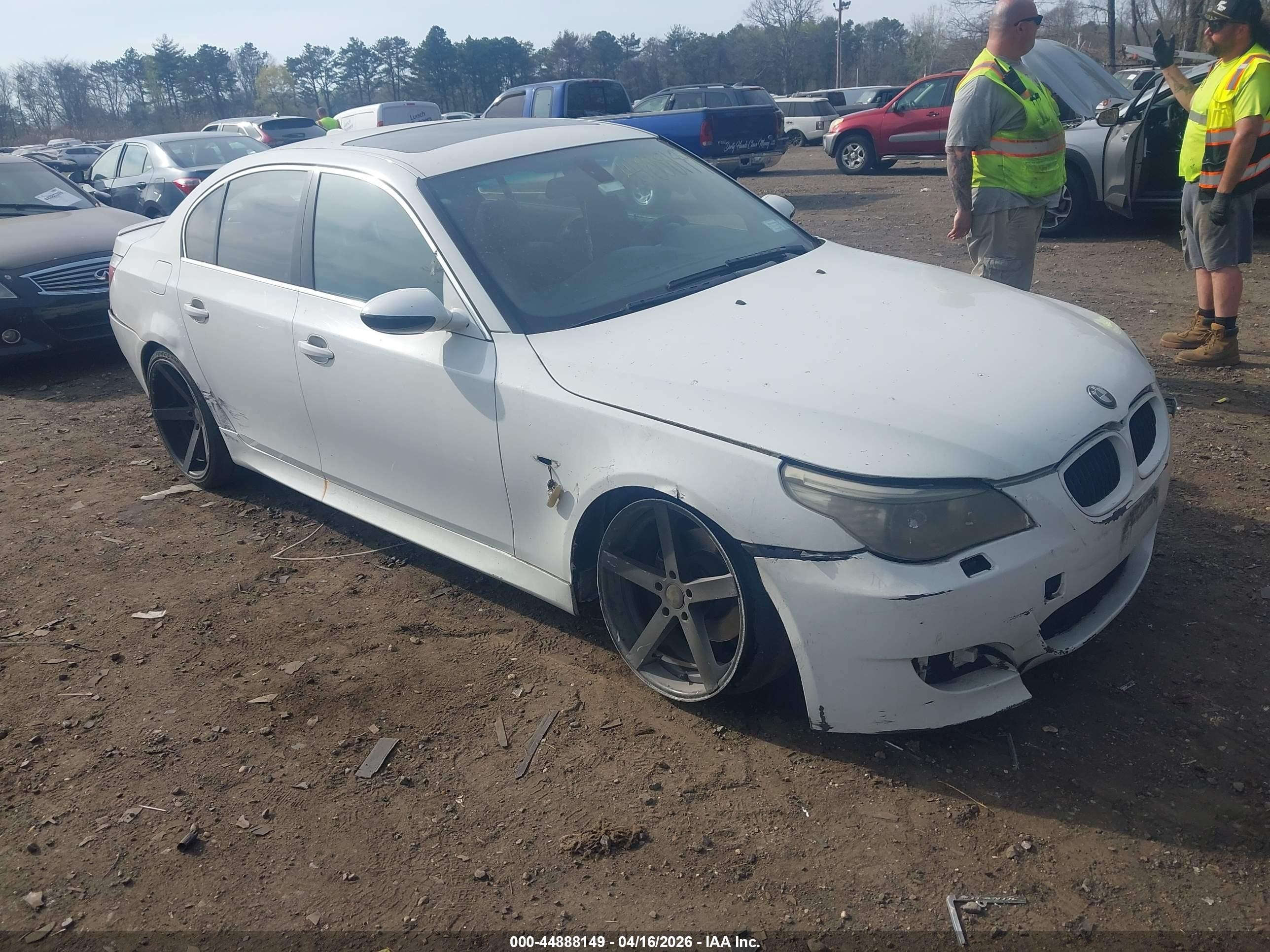 2004 Bmw 530i   Белый vin: WBANA73574B064868