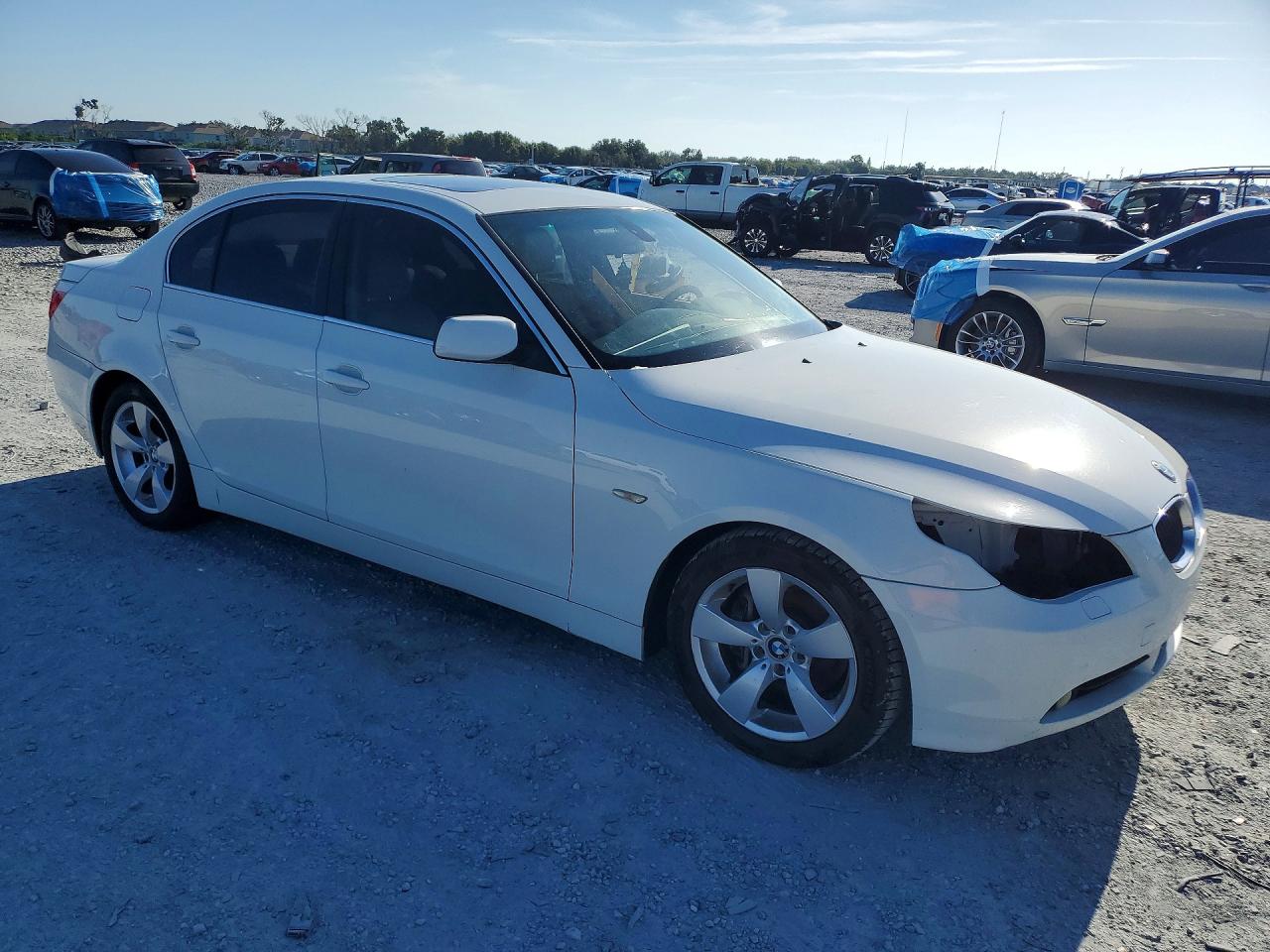 2005 Bmw 530 I White vin: WBANA73575CR57442
