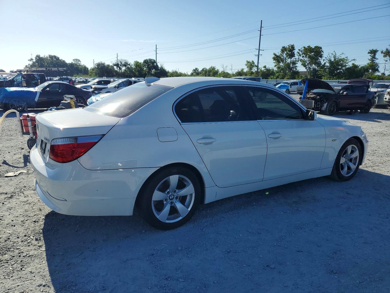 2005 Bmw 530 I White vin: WBANA73575CR57442