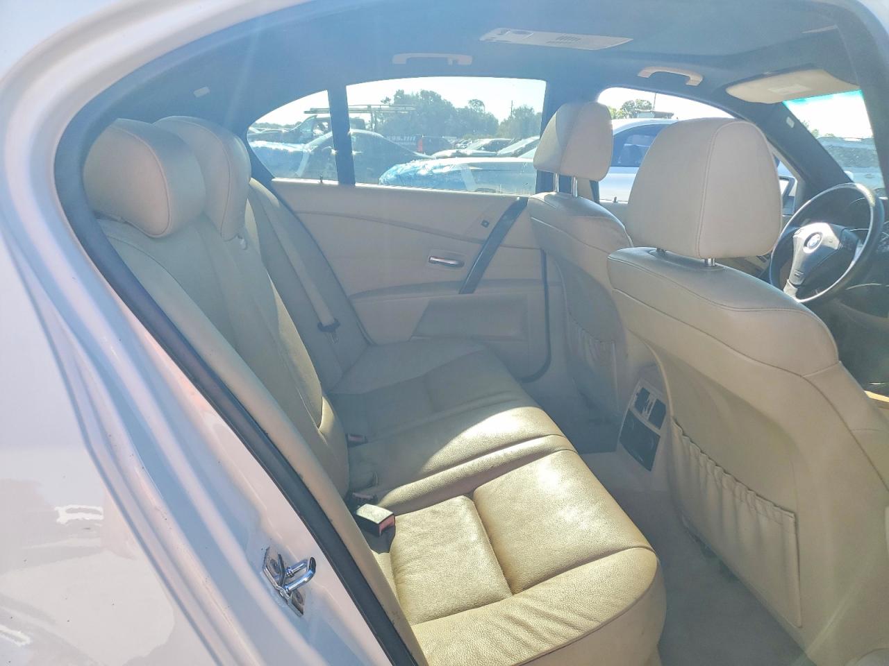 2005 Bmw 530 I White vin: WBANA73575CR57442