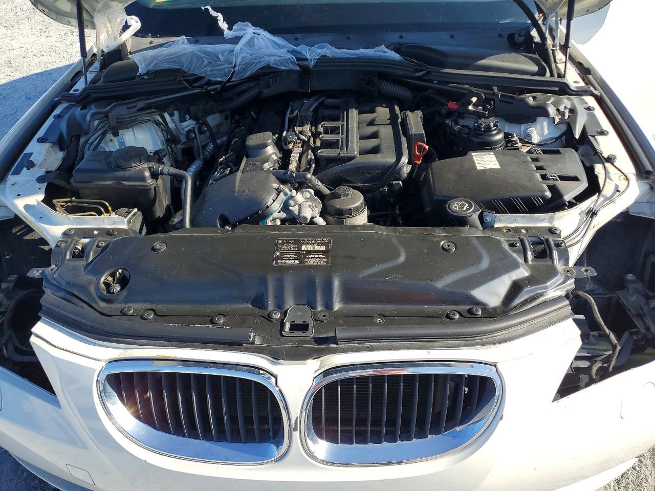 2005 Bmw 530 I White vin: WBANA73575CR57442