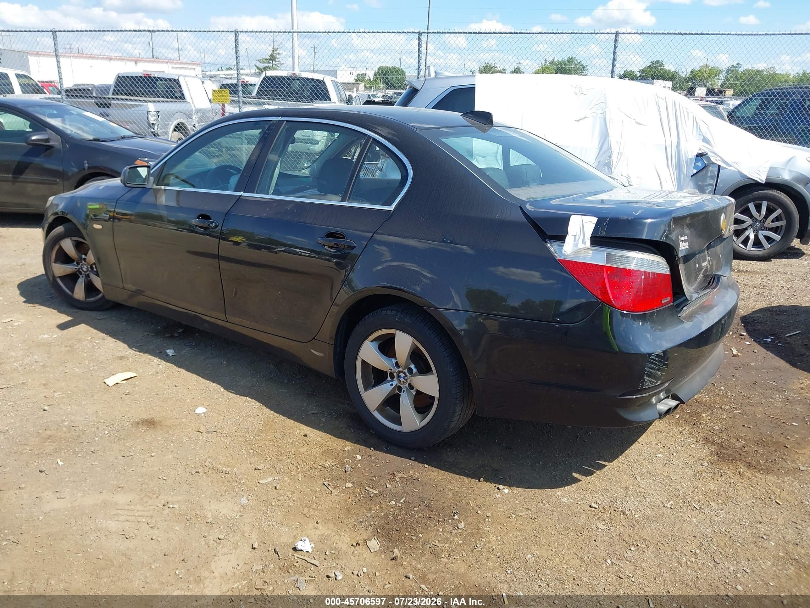 2005 Bmw 530i   Black vin: WBANA73585B048745