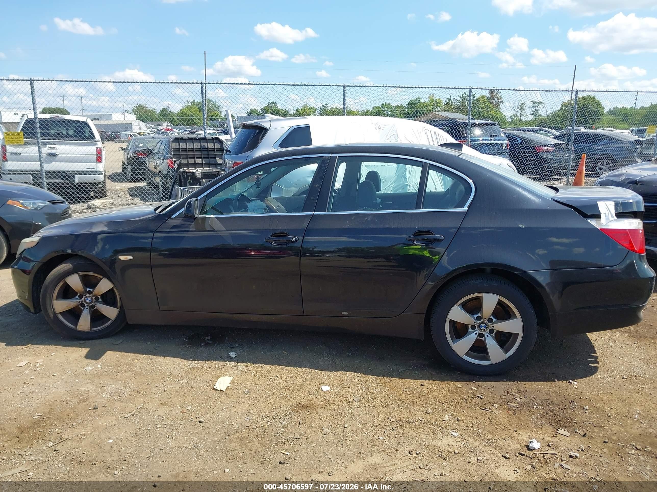 2005 Bmw 530i   Black vin: WBANA73585B048745