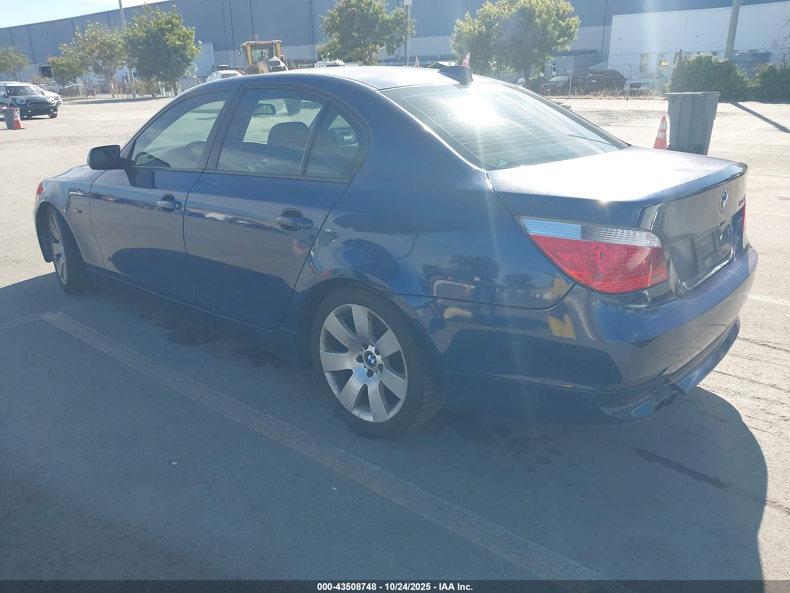 2005 Bmw 530i   Blue vin: WBANA73585B815364