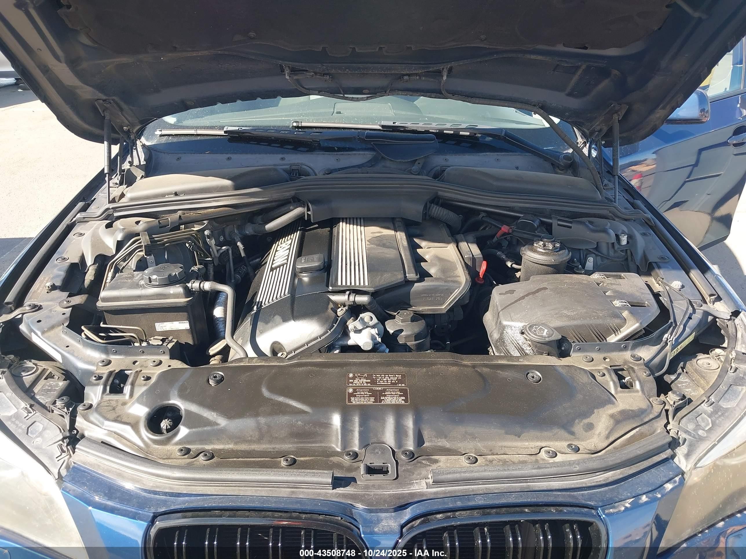 2005 Bmw 530i   Blue vin: WBANA73585B815364