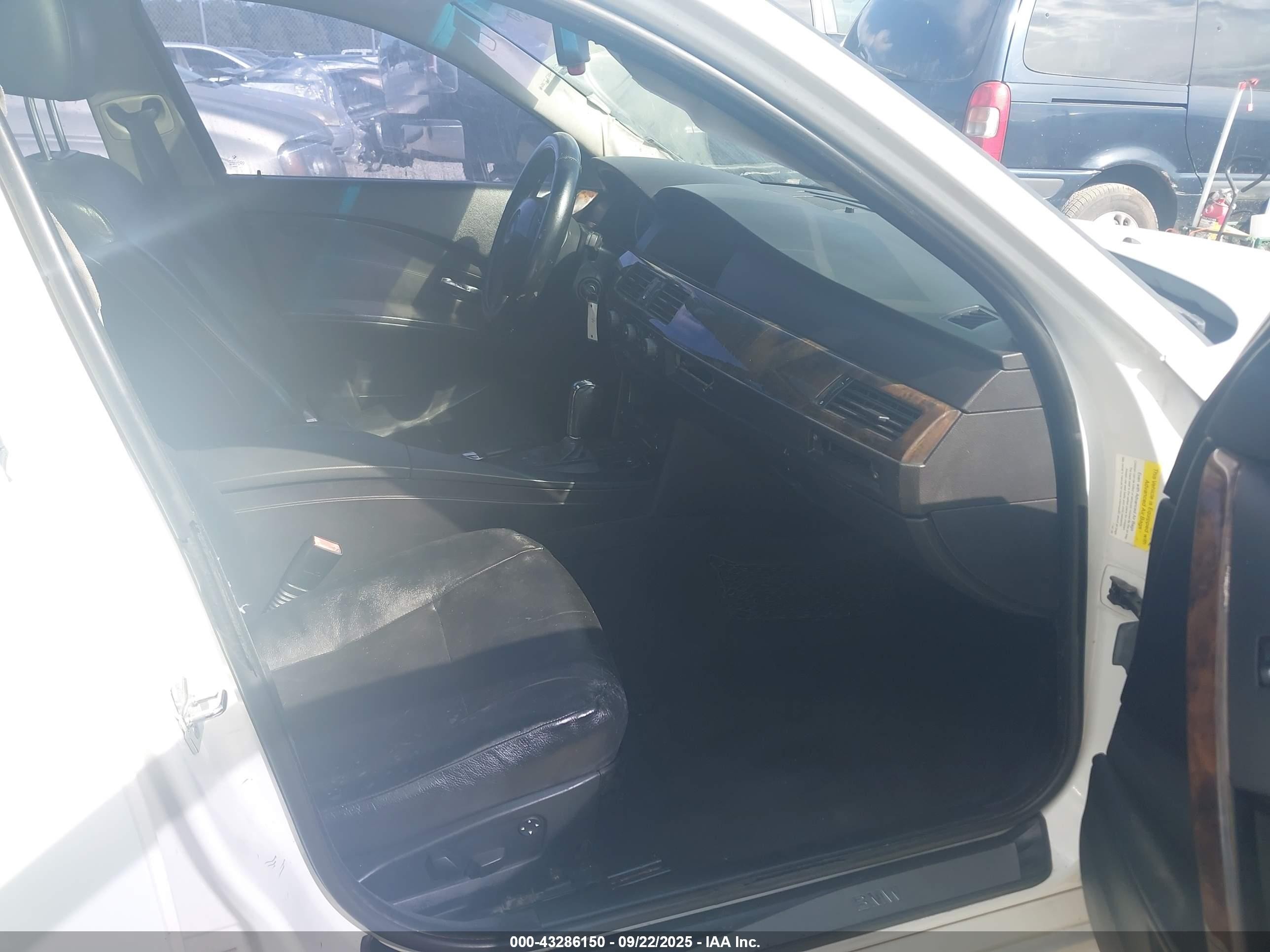 2005 Bmw 530i Серебряный vin: WBANA73585B817387