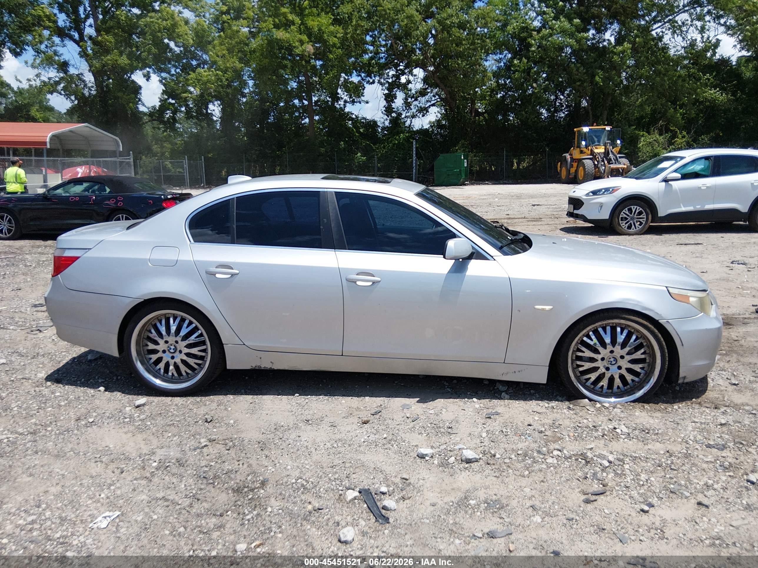 2004 Bmw 530i   Silver vin: WBANA73594B063690