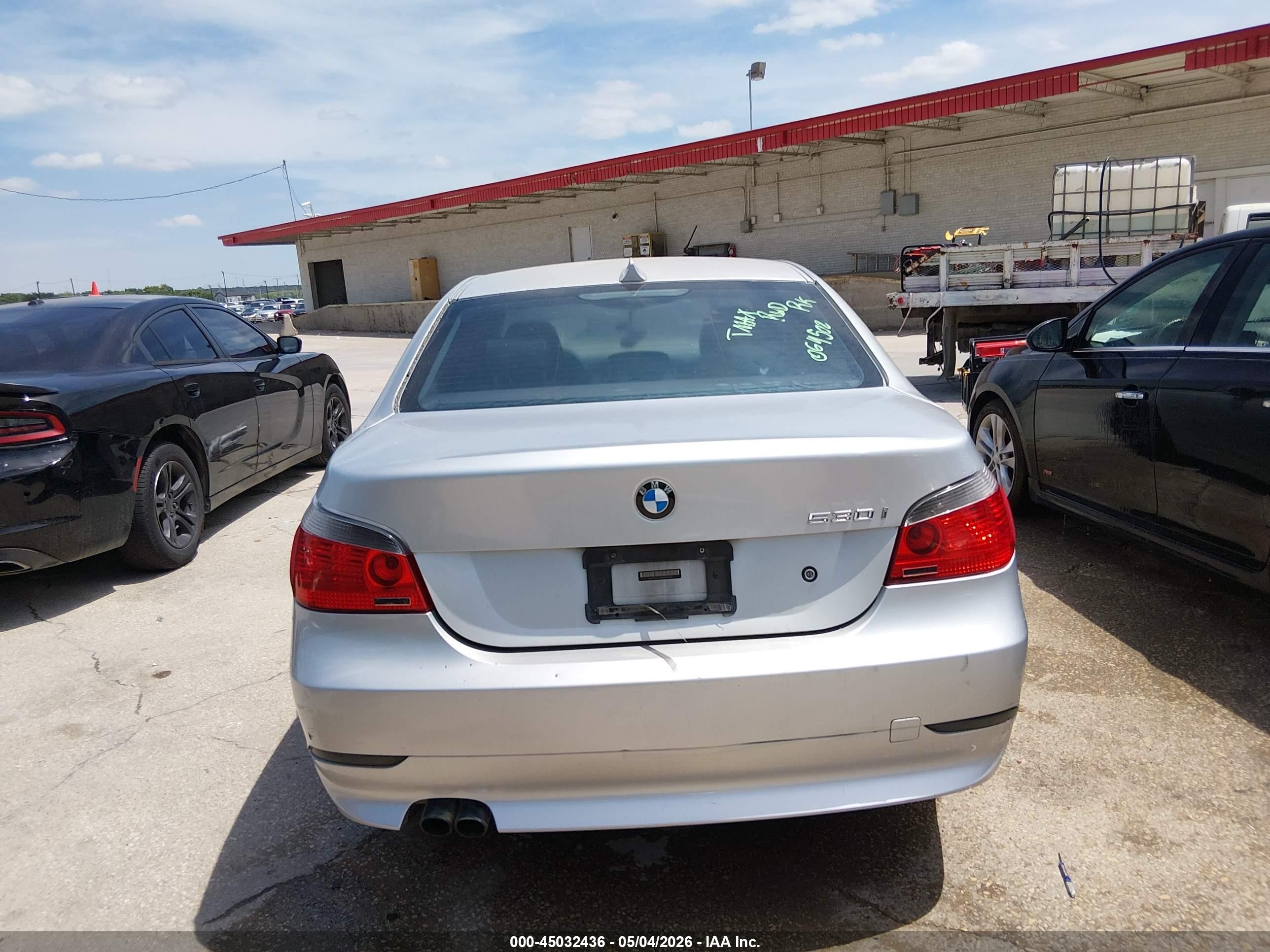 2004 Bmw 530i   Silver vin: WBANA73594B064502