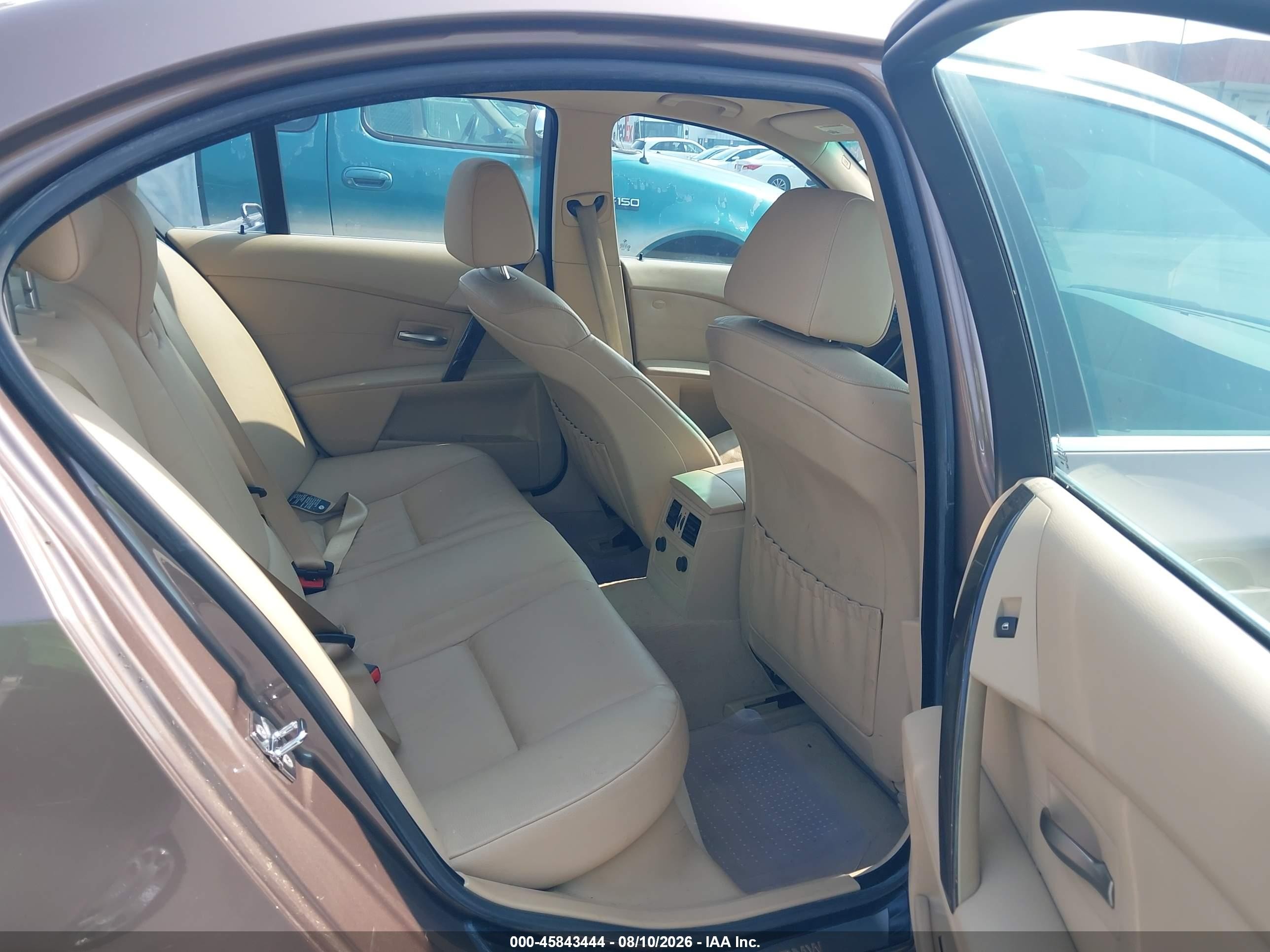 2004 Bmw 530i   Brown vin: WBANA73594B800581
