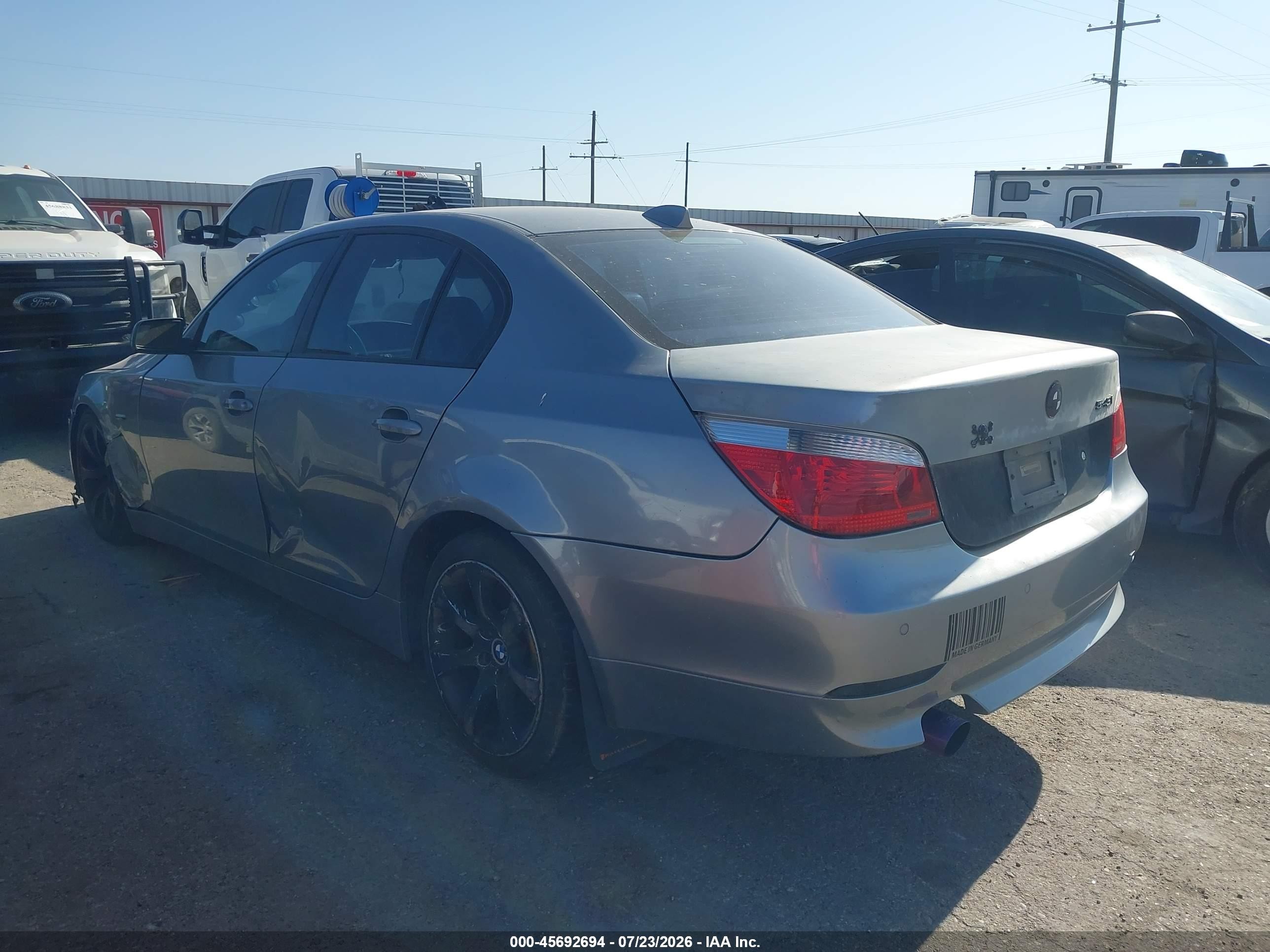 2004 Bmw 545i   Silver vin: WBANB33514B109048