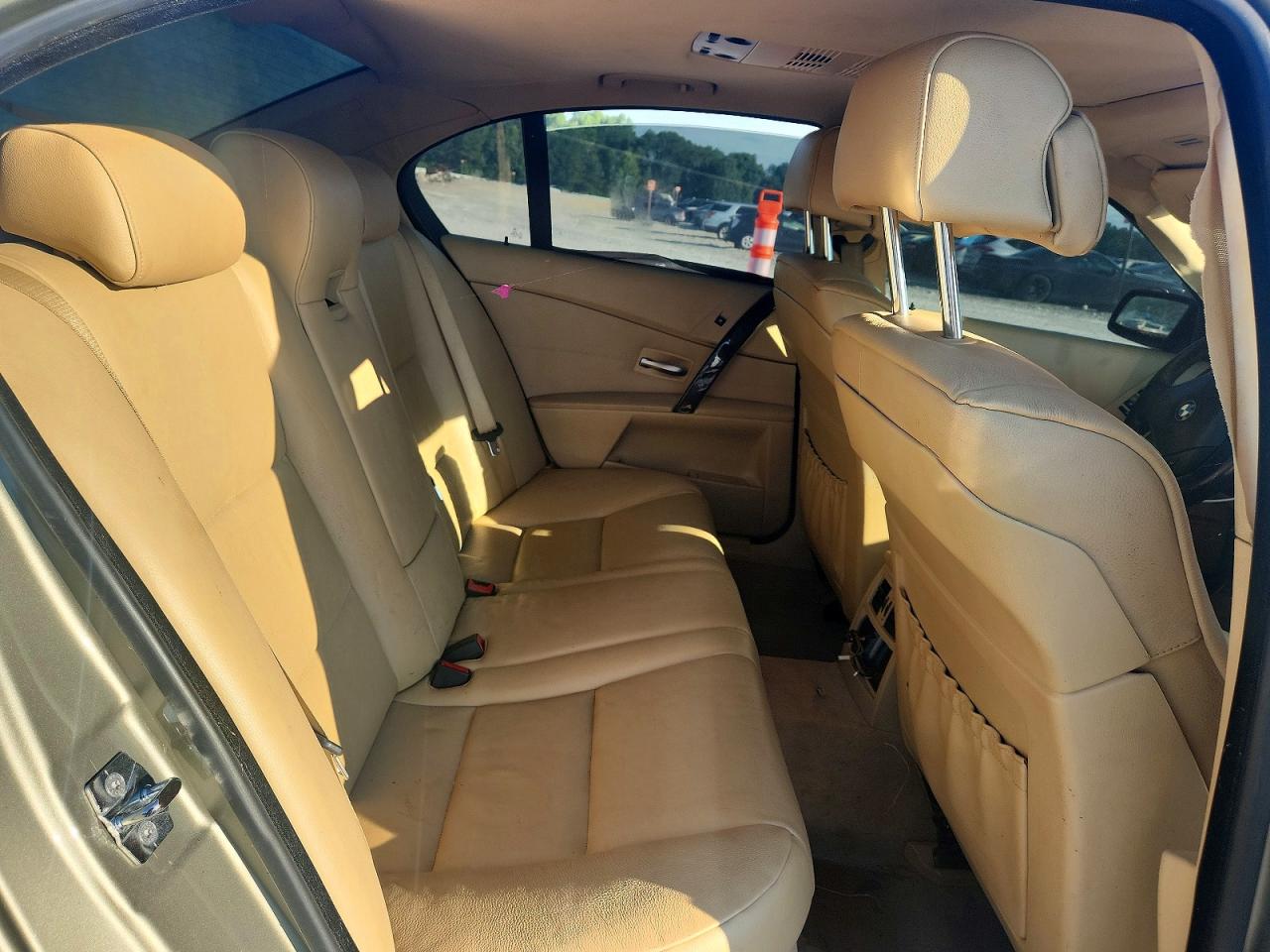 2004 Bmw 545 I Gold vin: WBANB33534B112596