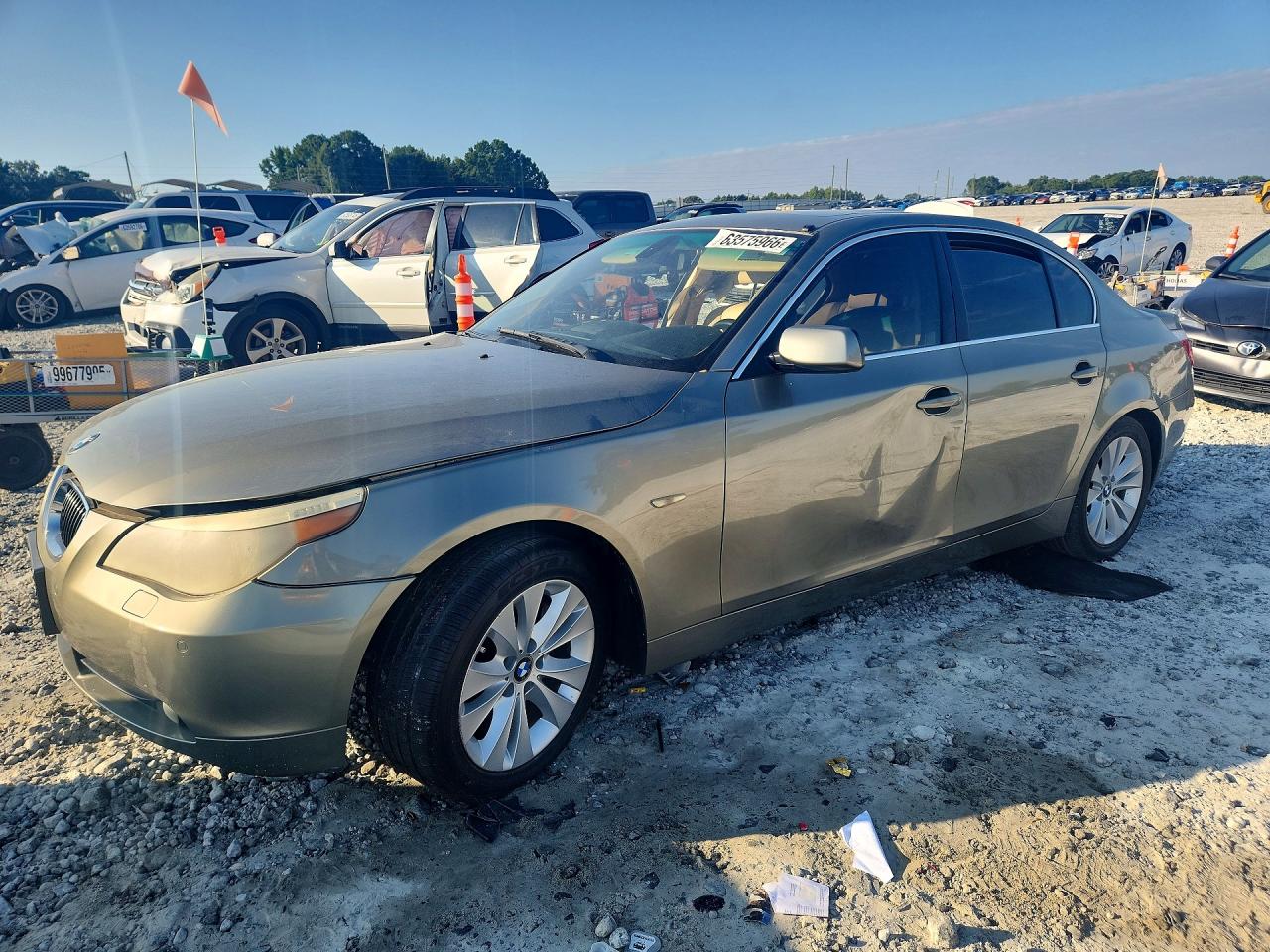 2004 Bmw 545 I Gold vin: WBANB33534B112596