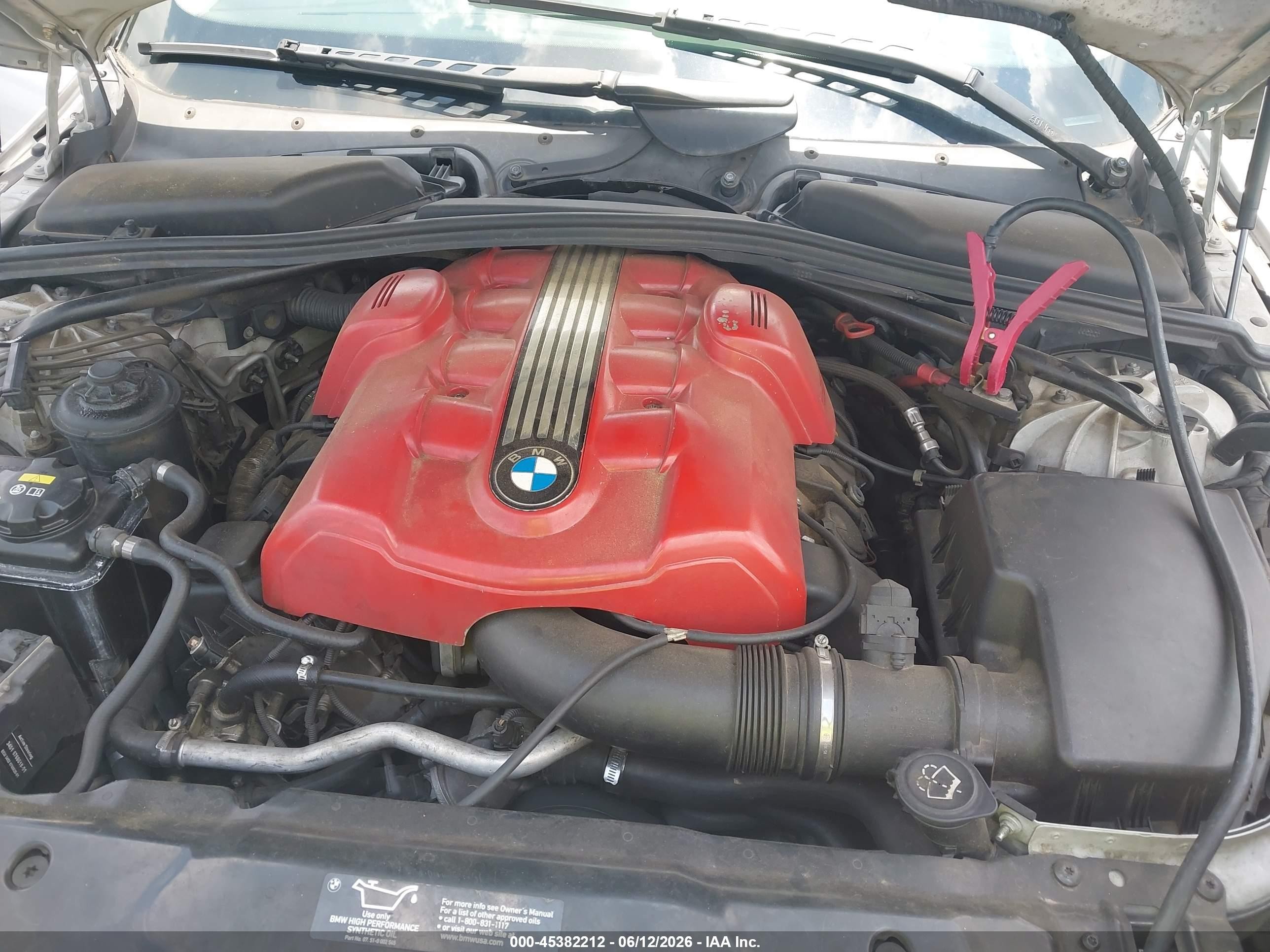 2004 Bmw 545i   Серебряный vin: WBANB33544B111019