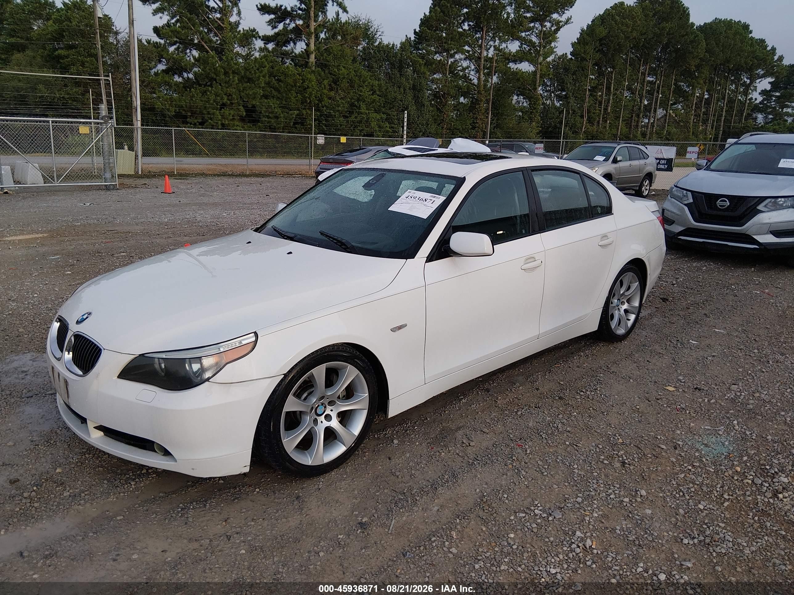 2004 Bmw 545i   Белый vin: WBANB33574B113668