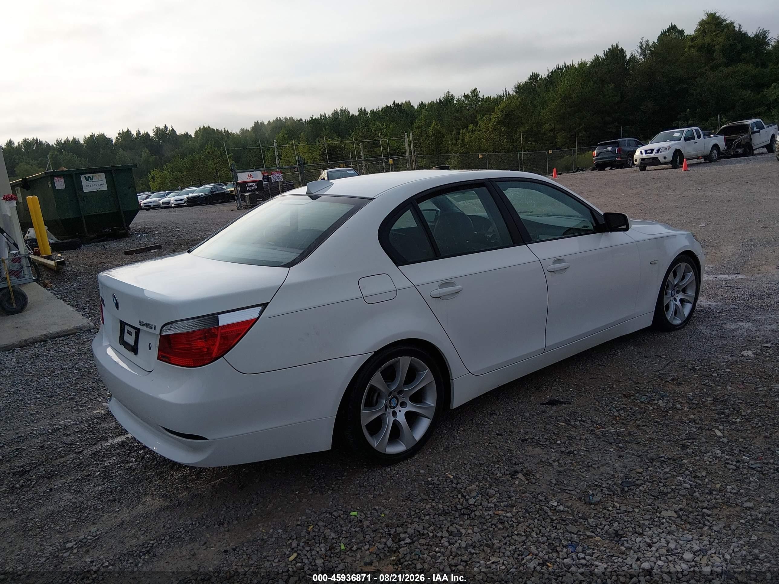 2004 Bmw 545i   Белый vin: WBANB33574B113668