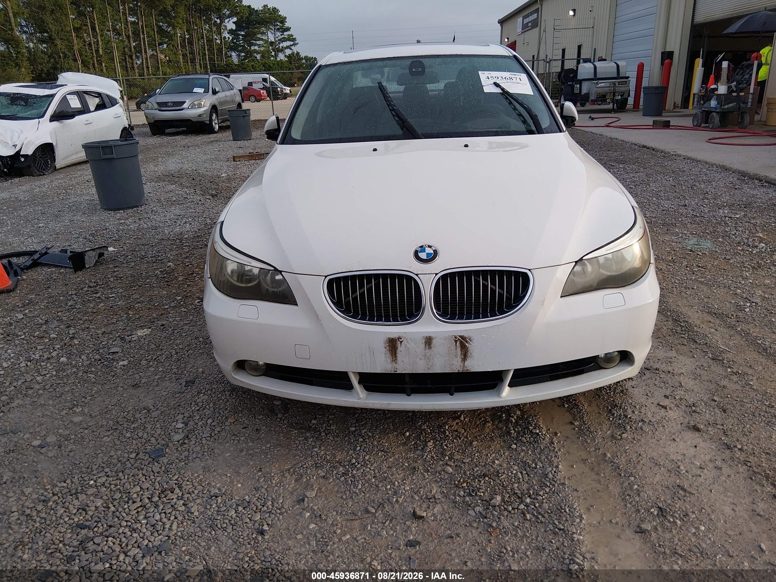 2004 Bmw 545i   Белый vin: WBANB33574B113668