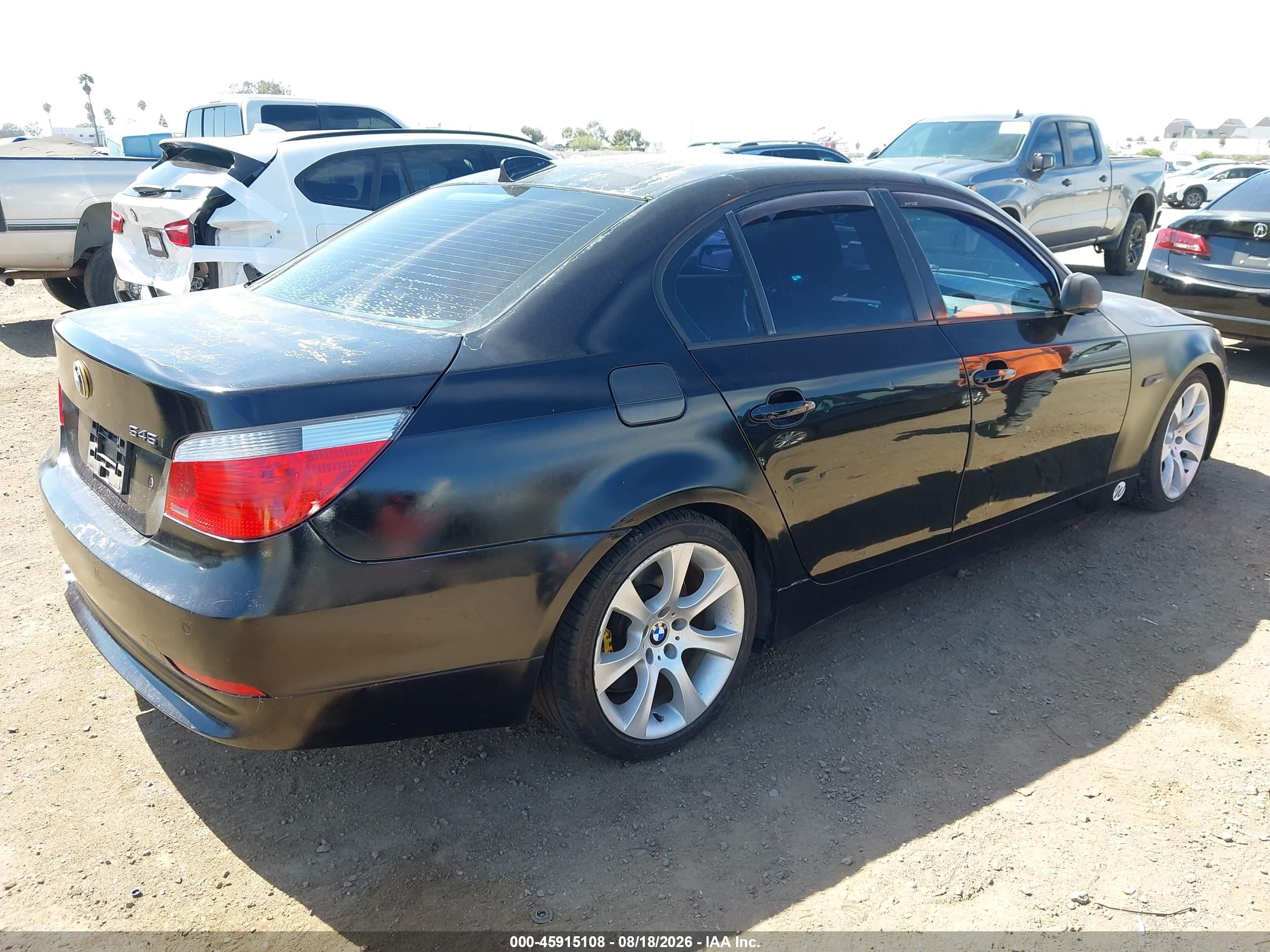 2005 Bmw 545i   Black vin: WBANB33585B115284