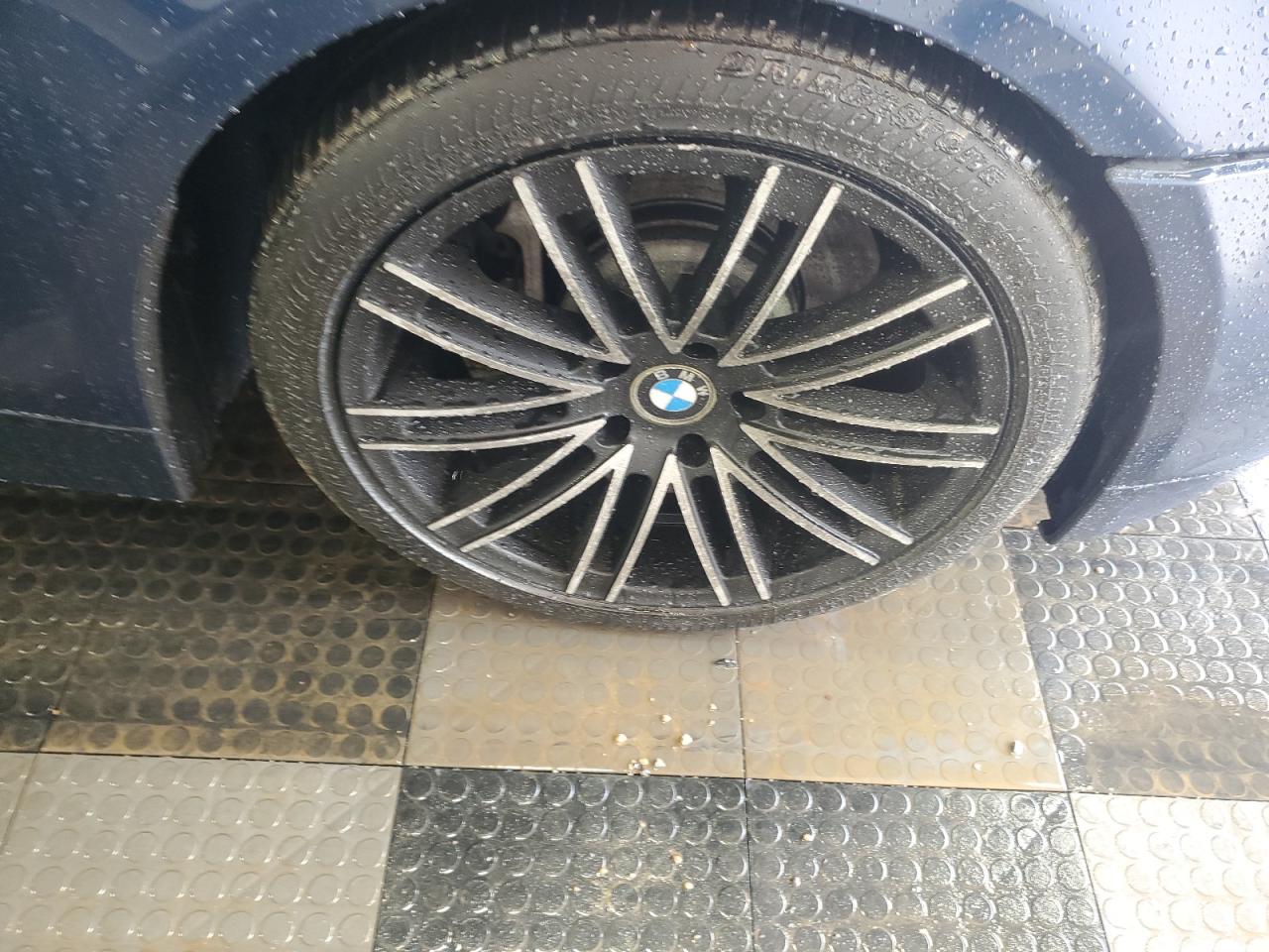2005 Bmw 545 I Blue vin: WBANB33595B115875 Damage: Right Front Wheel, Curb Rash, 1 To 2 Inches