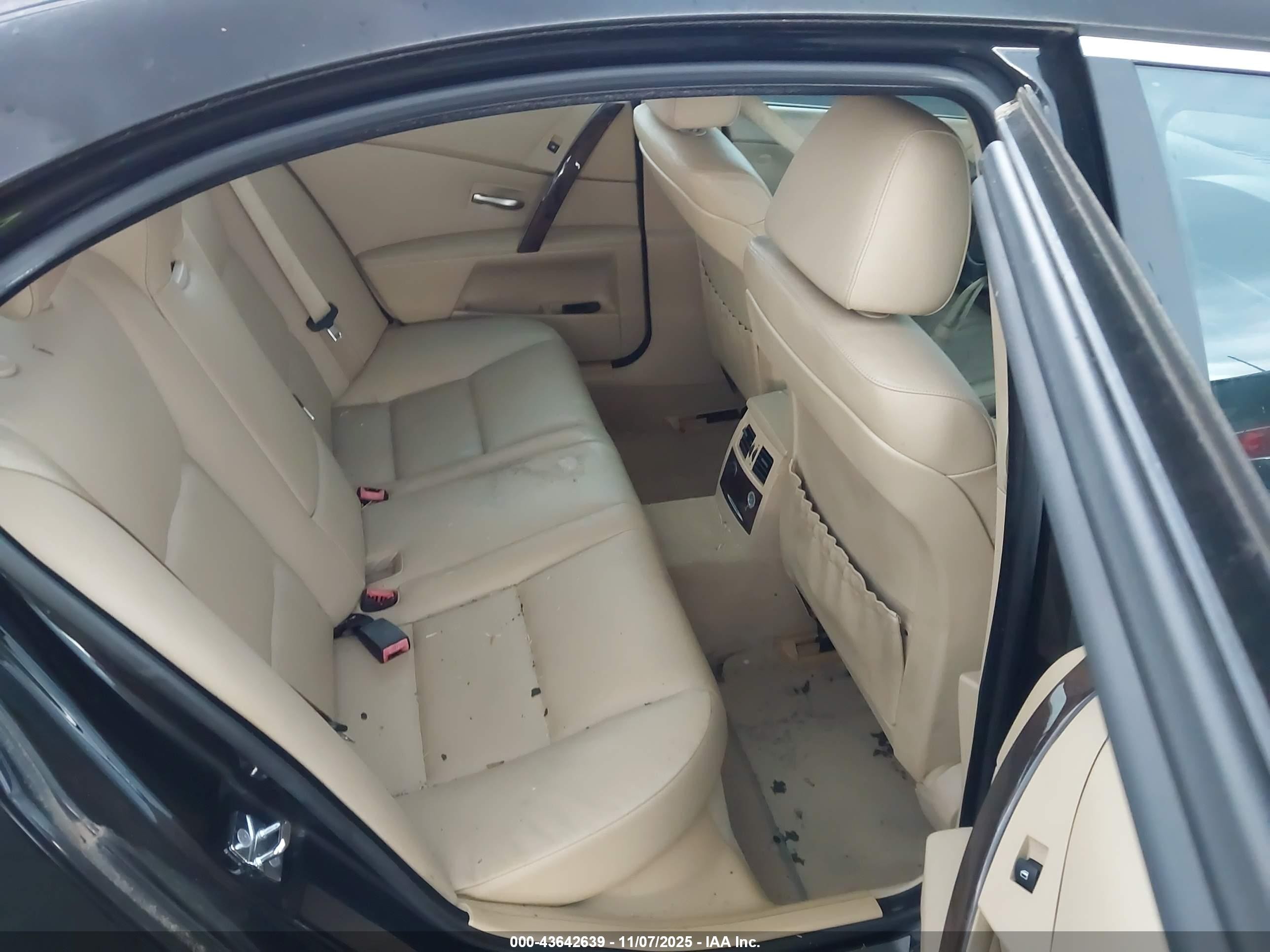 2005 Bmw 545i   Black vin: WBANB335X5B116808