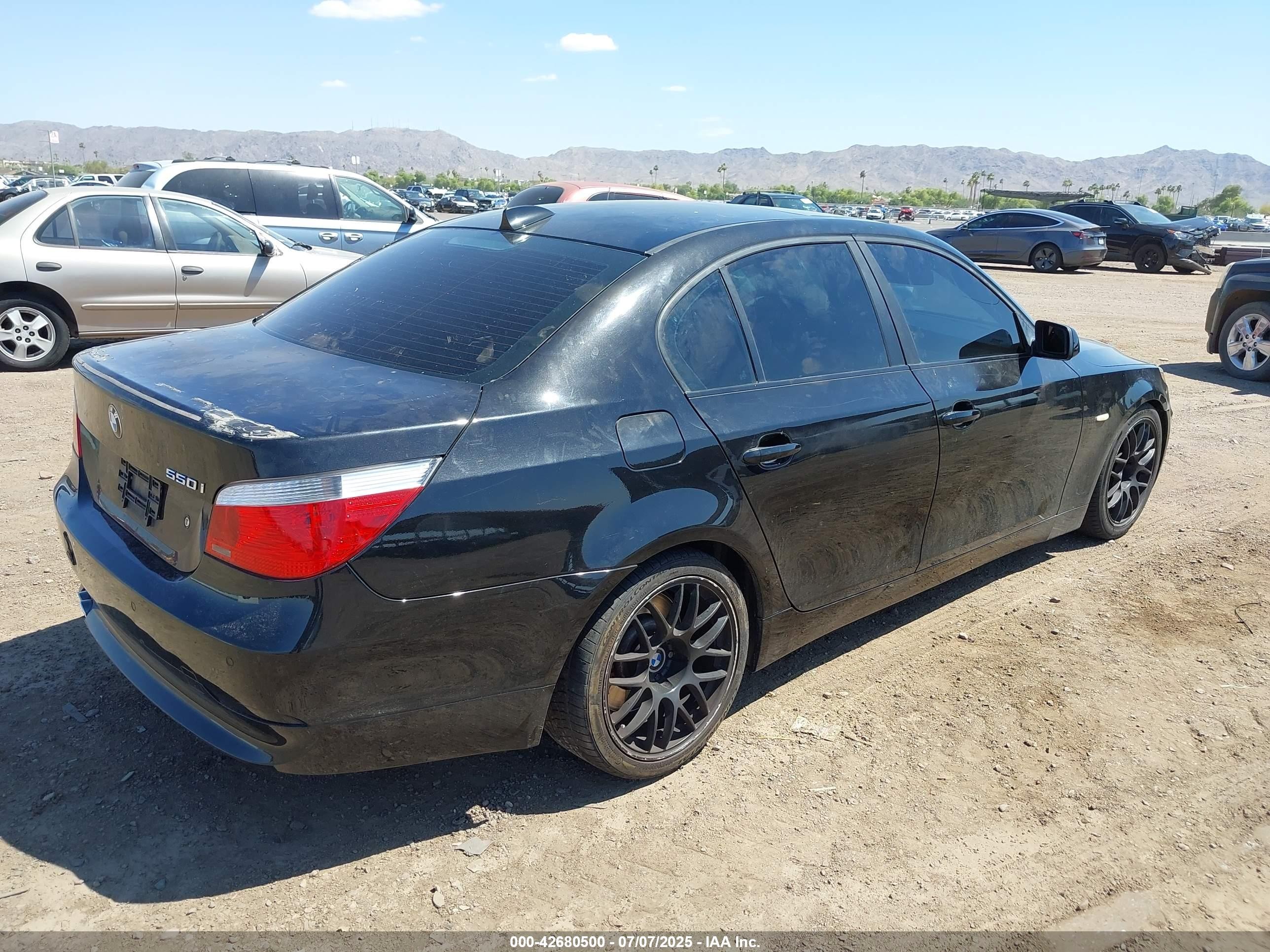 2007 Bmw 550i   Black vin: WBANB53517CP08929