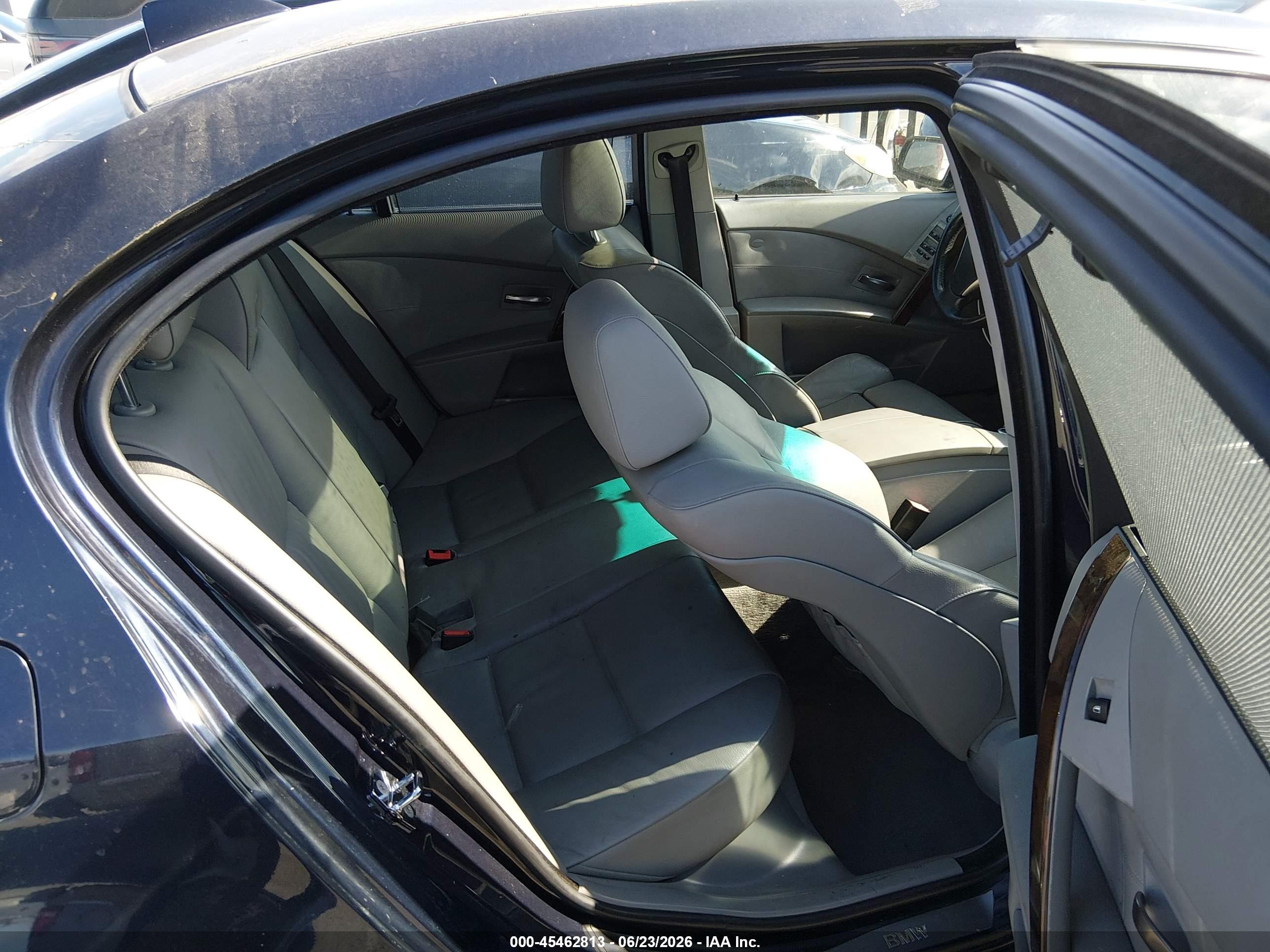 2006 Bmw 550i   Blue vin: WBANB53526CP01289