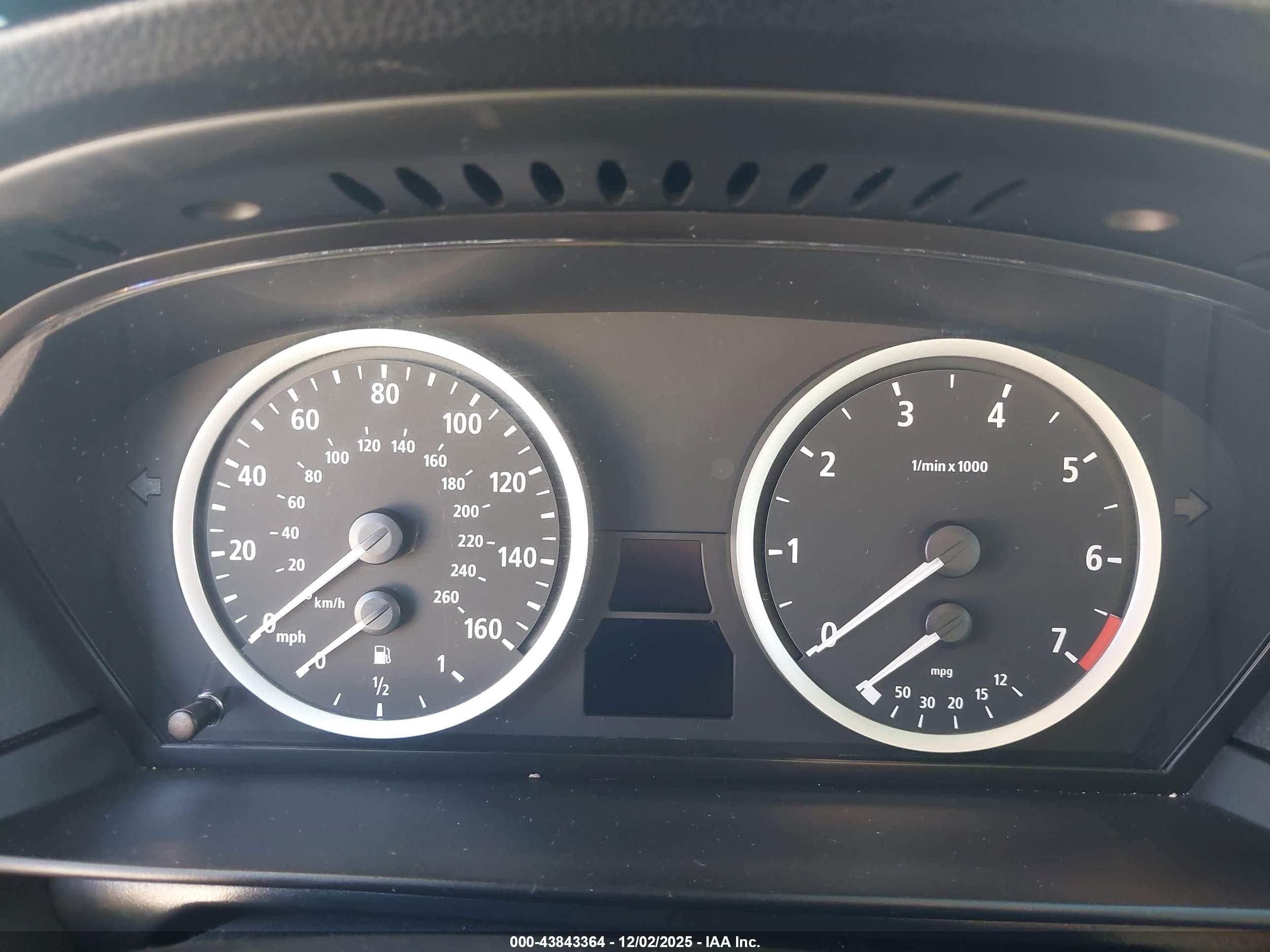 2007 Bmw 550i   Silver vin: WBANB53527CP05327