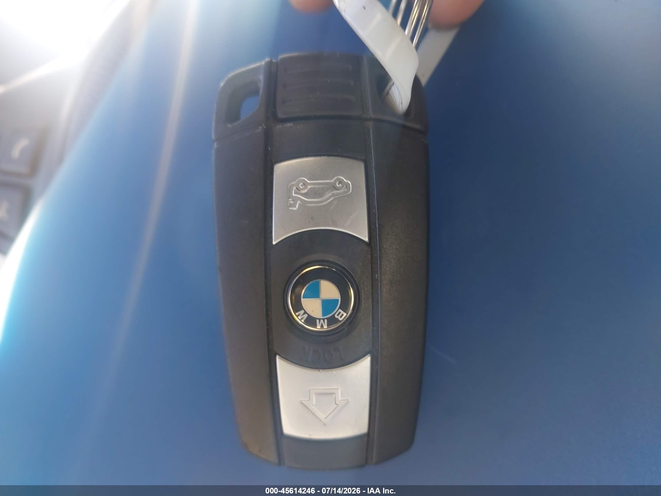 2007 Bmw 550i   White vin: WBANB53547CP07063