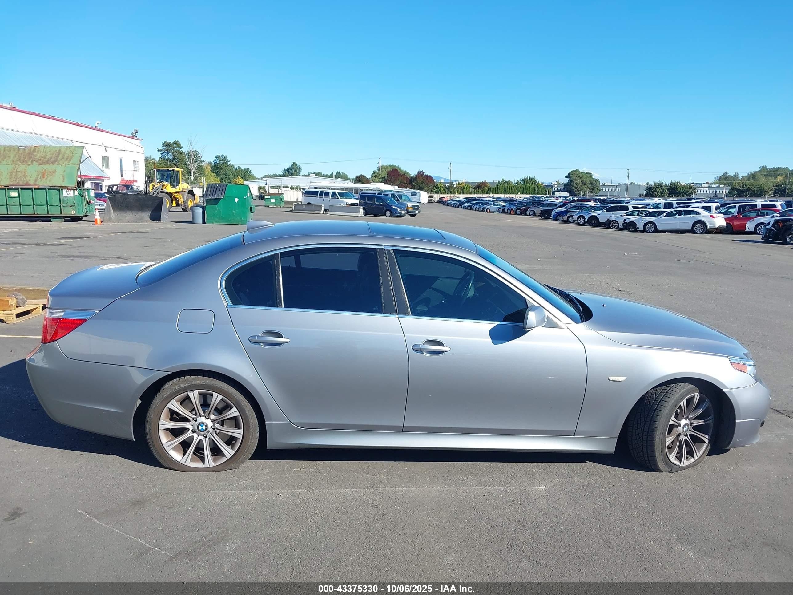 2006 Bmw 550i   Silver vin: WBANB53566CP01599