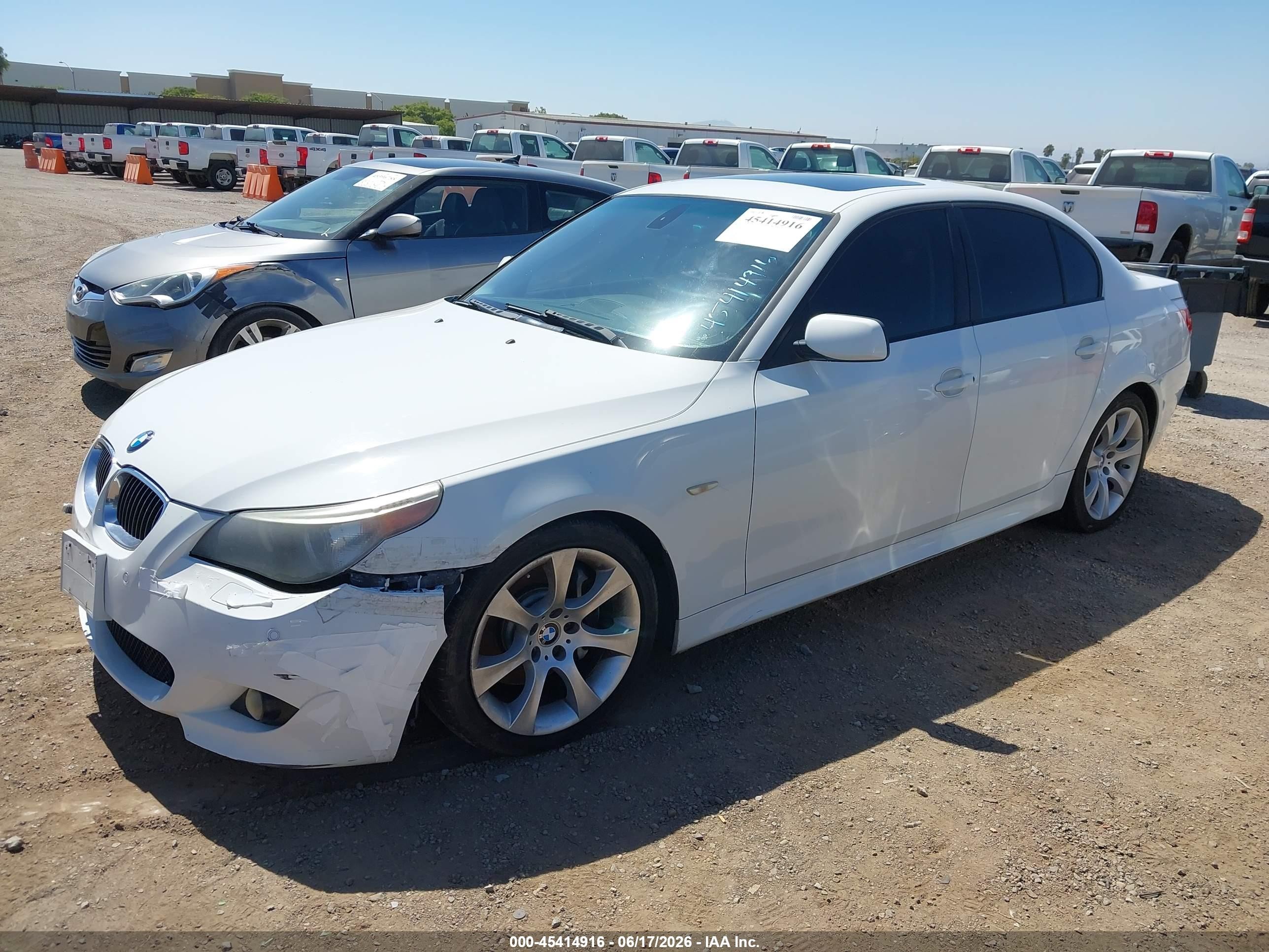 2007 Bmw 550i   White vin: WBANB53567CP05525
