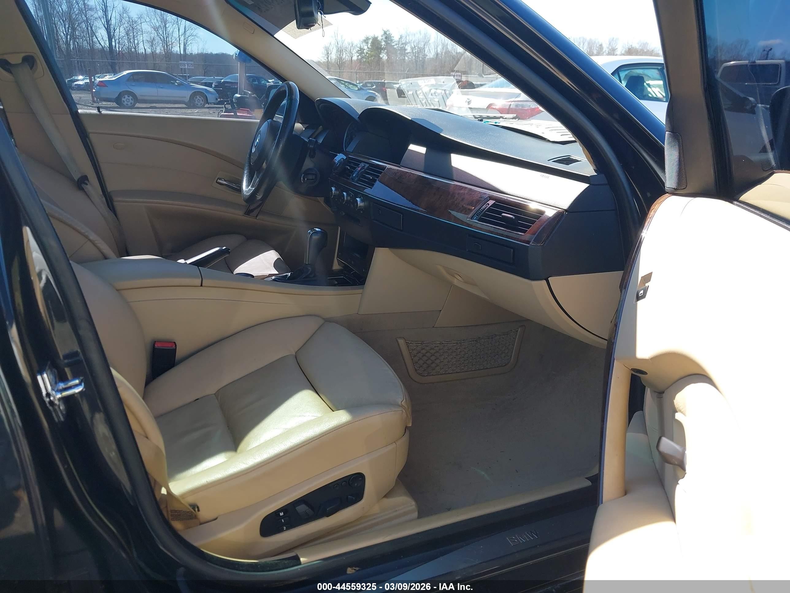 2007 Bmw 550i   Black vin: WBANB53587CP07342