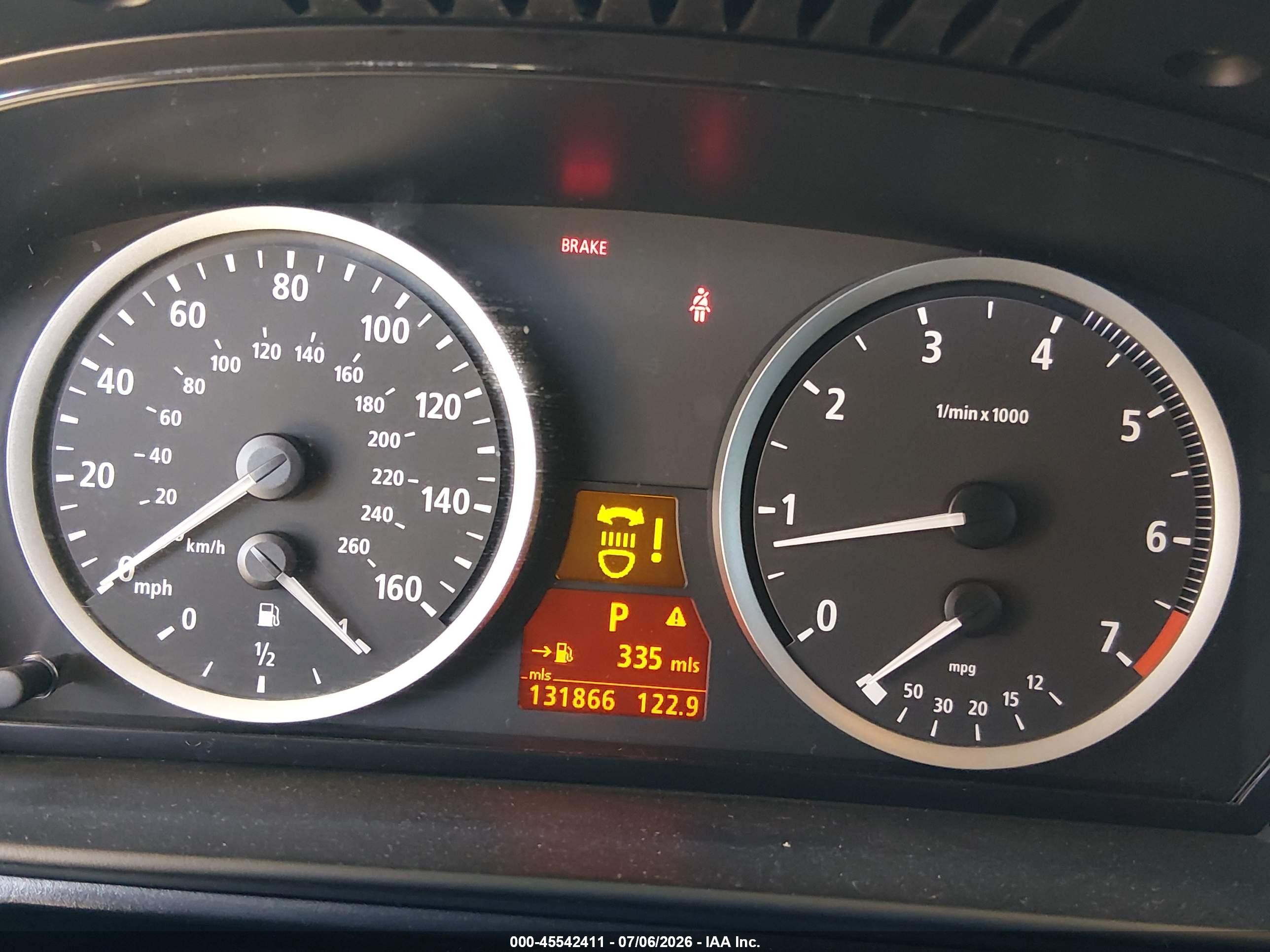 2007 Bmw 550i Silver vin: WBANB535X7CP08475