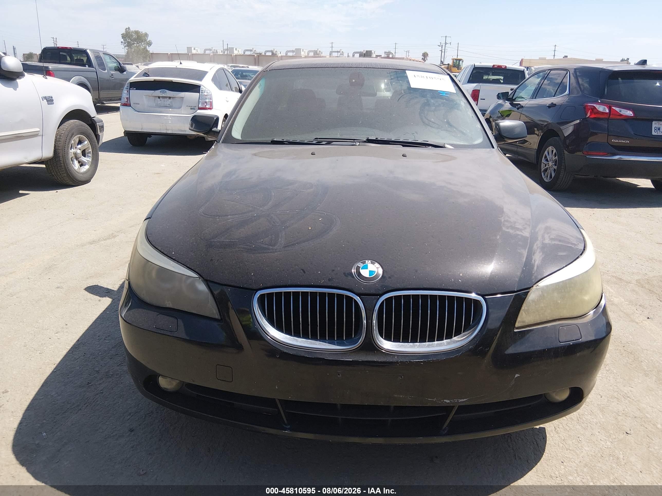 2007 Bmw 525i   Black vin: WBANE53507CW60105