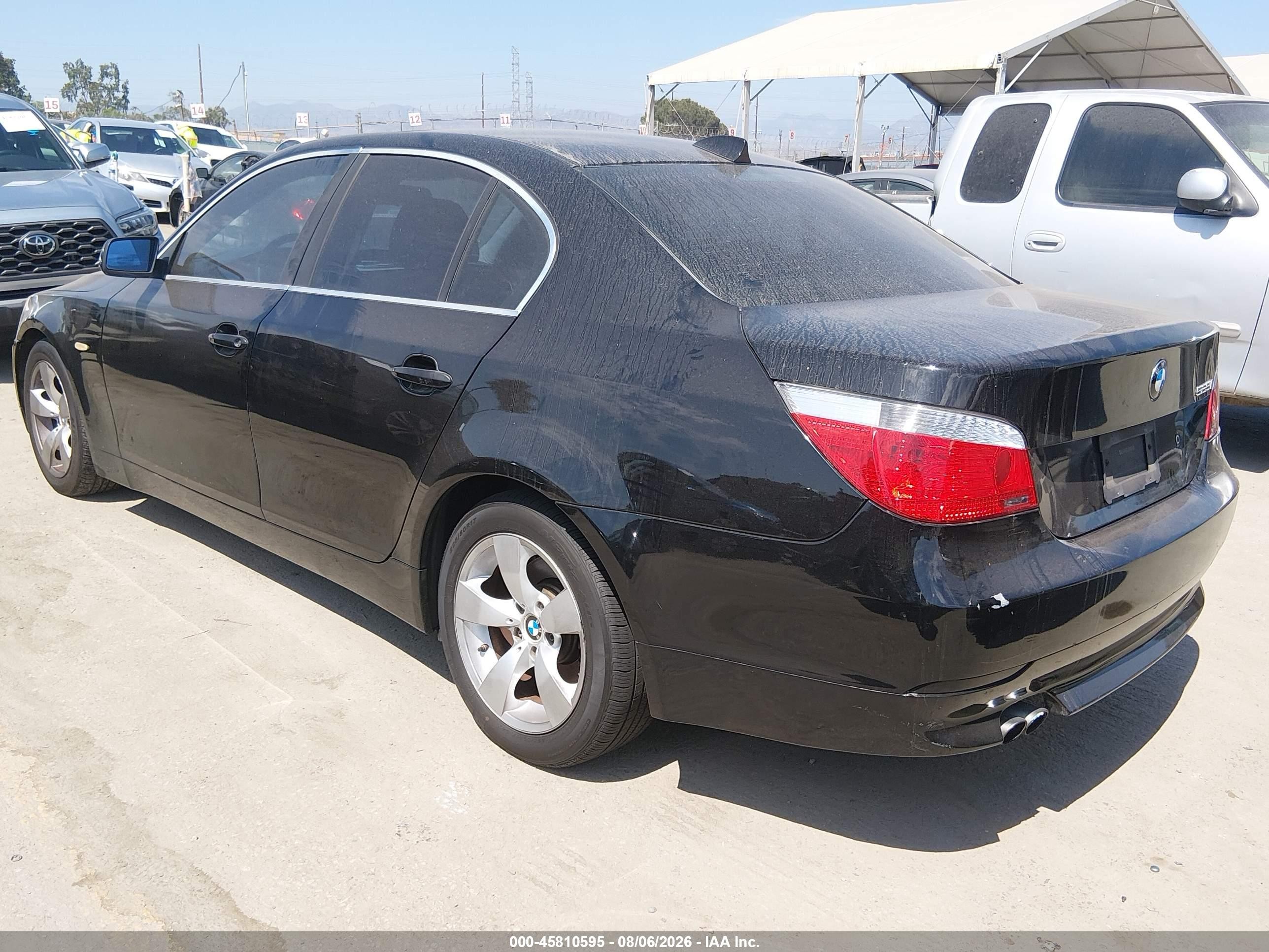 2007 Bmw 525i   Black vin: WBANE53507CW60105