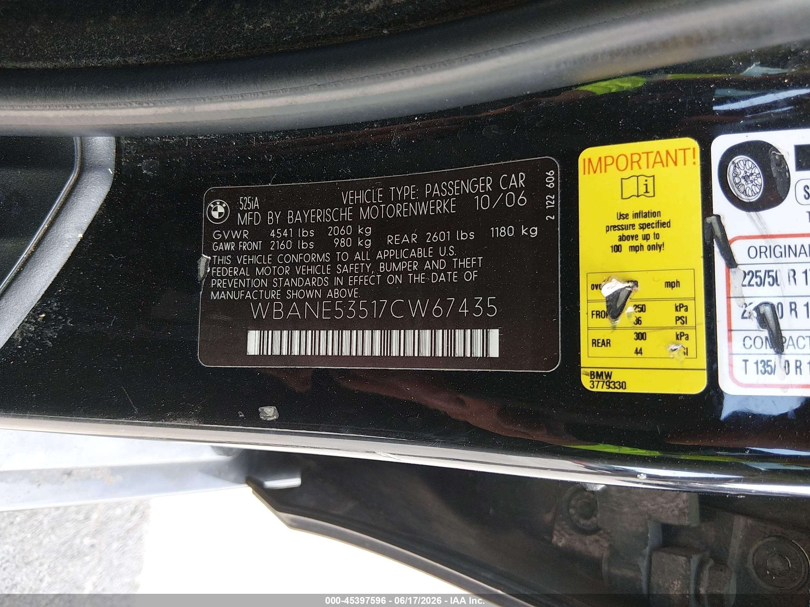 2007 Bmw 525i   Black vin: WBANE53517CW67435
