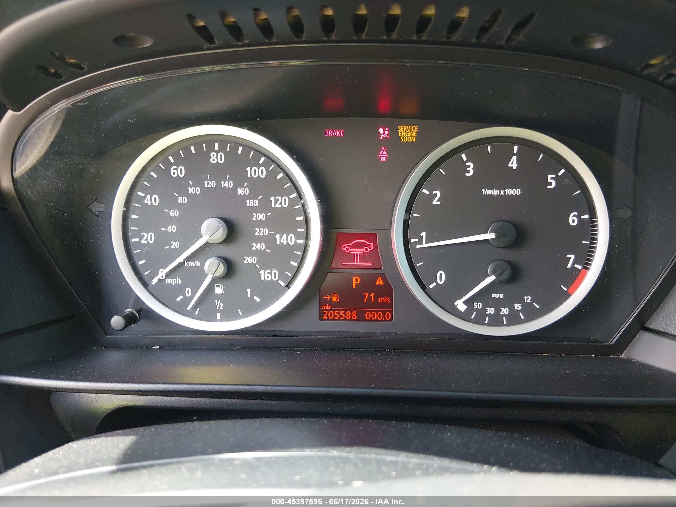 2007 Bmw 525i   Black vin: WBANE53517CW67435