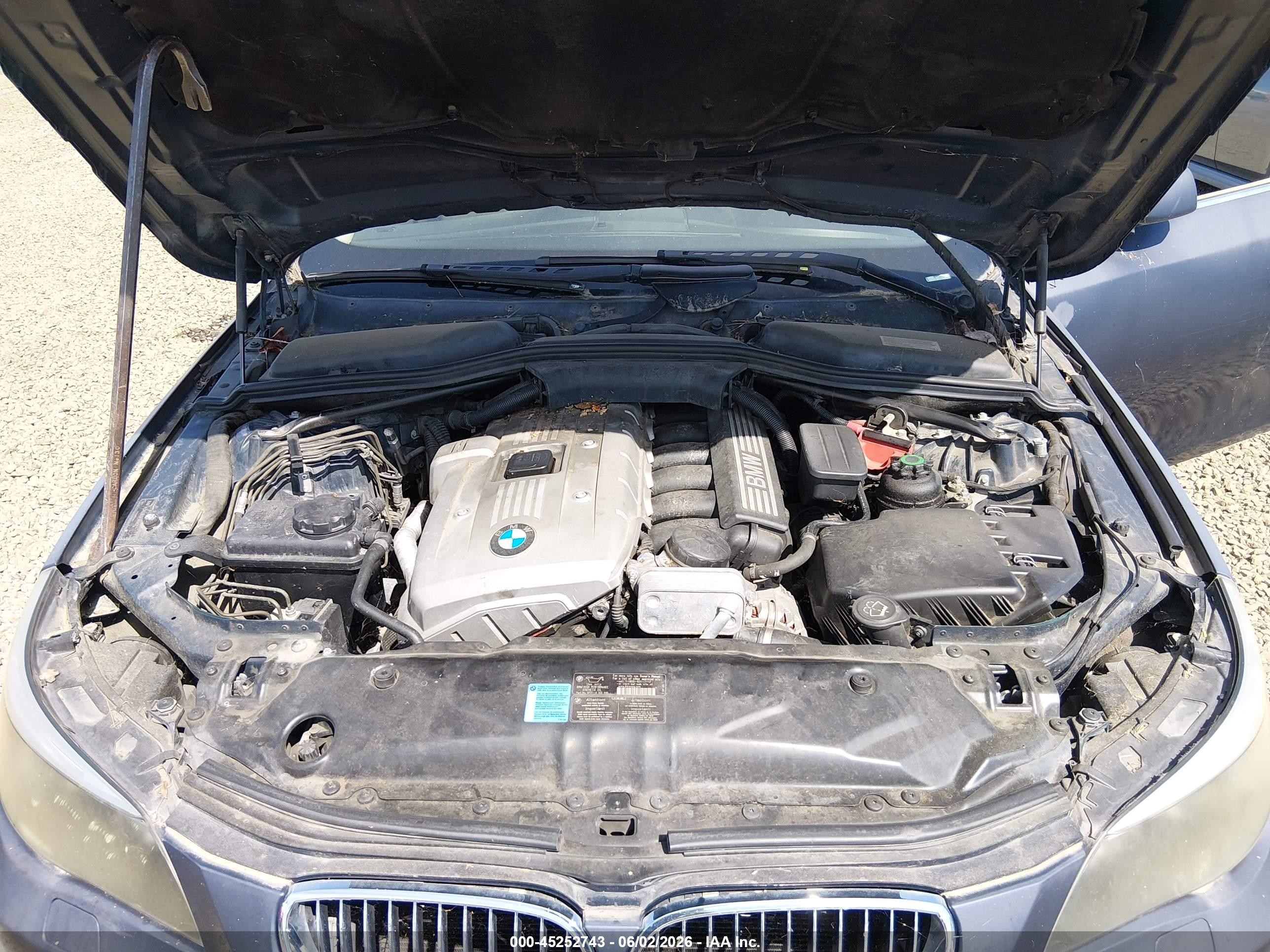 2007 Bmw 525i   Gray vin: WBANE53537CK92390