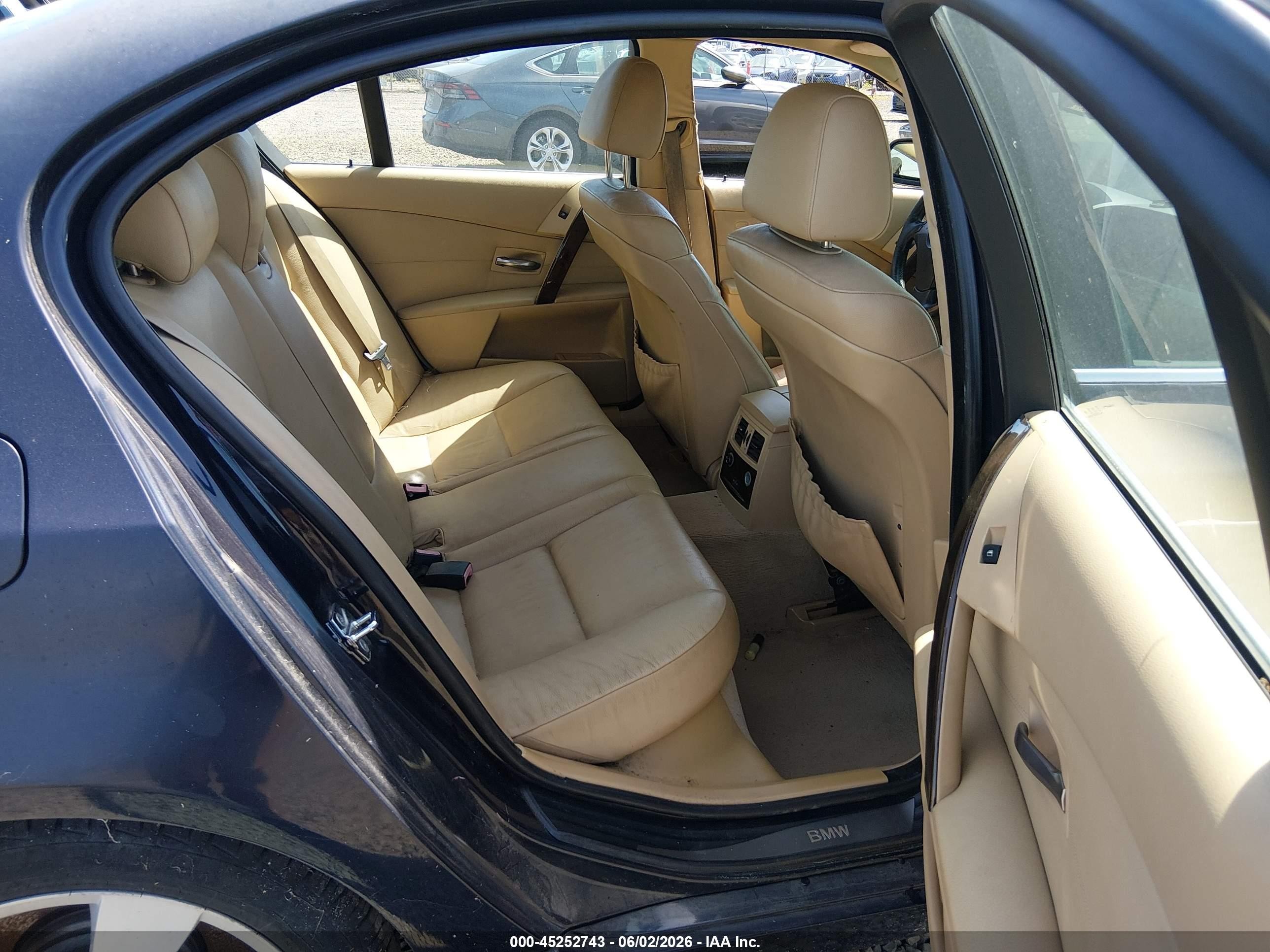 2007 Bmw 525i   Gray vin: WBANE53537CK92390