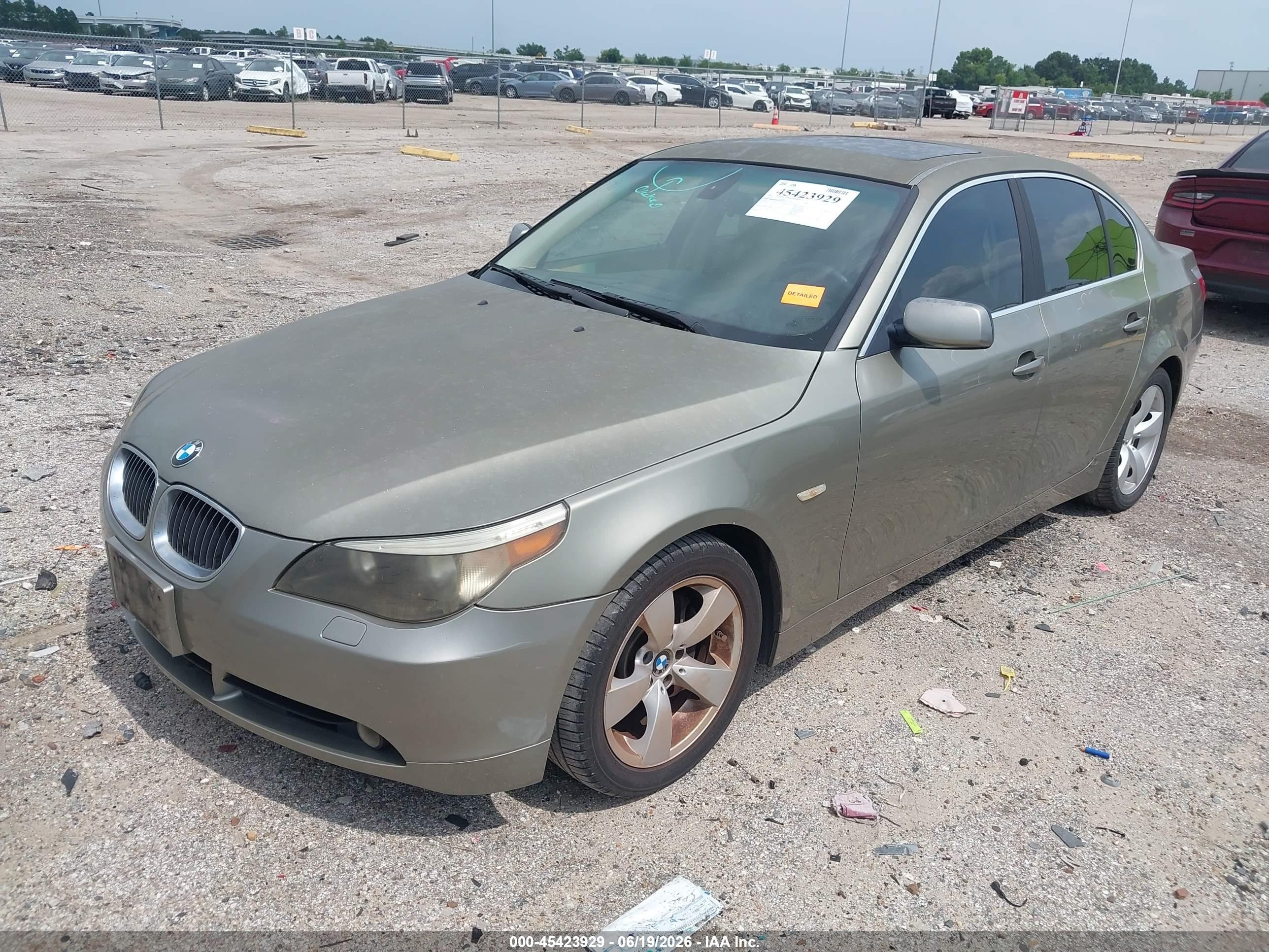 2007 Bmw 525i   Brown vin: WBANE53537CW66674