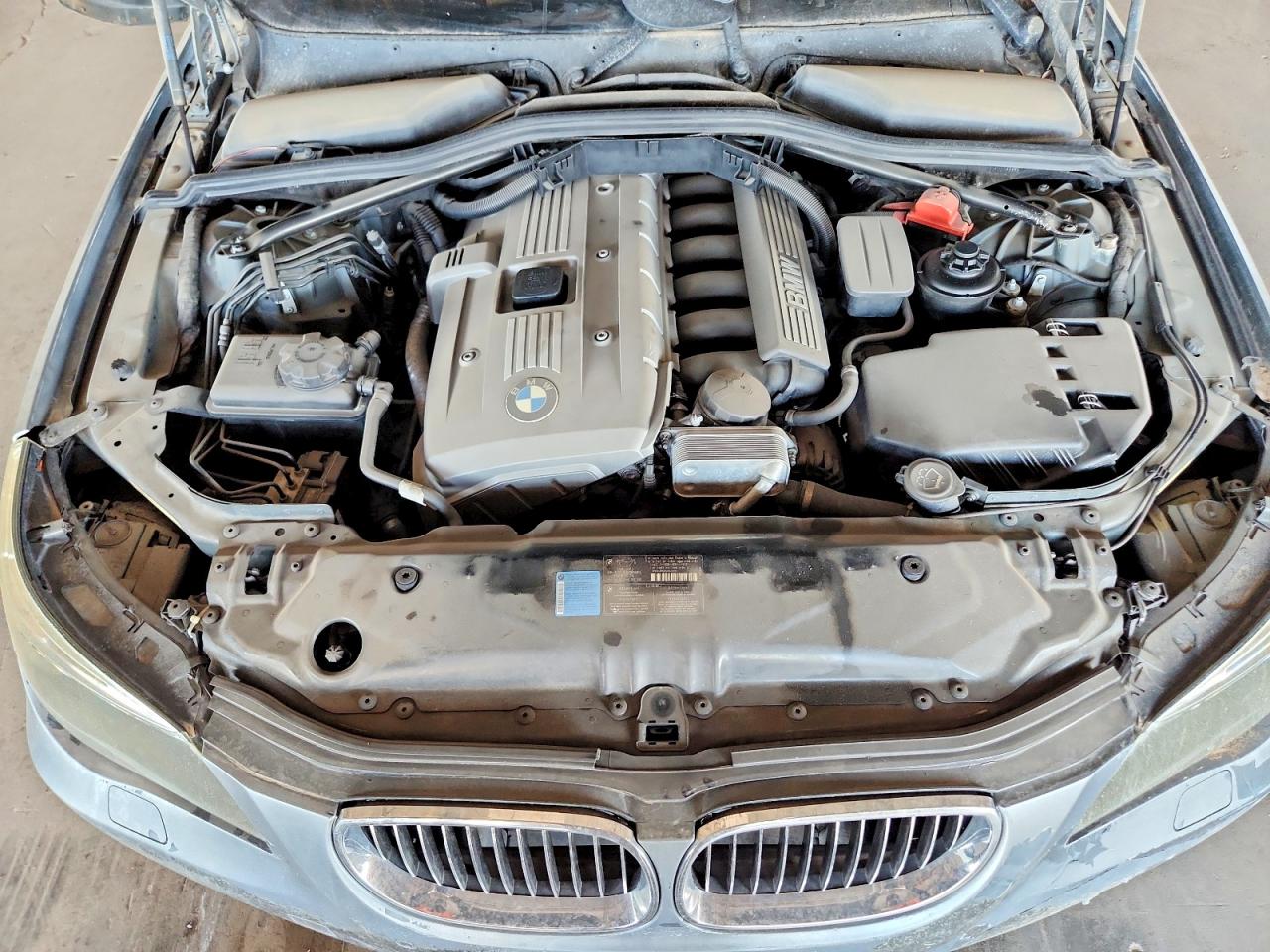 2007 Bmw 525 I Серый vin: WBANE53537CY04441