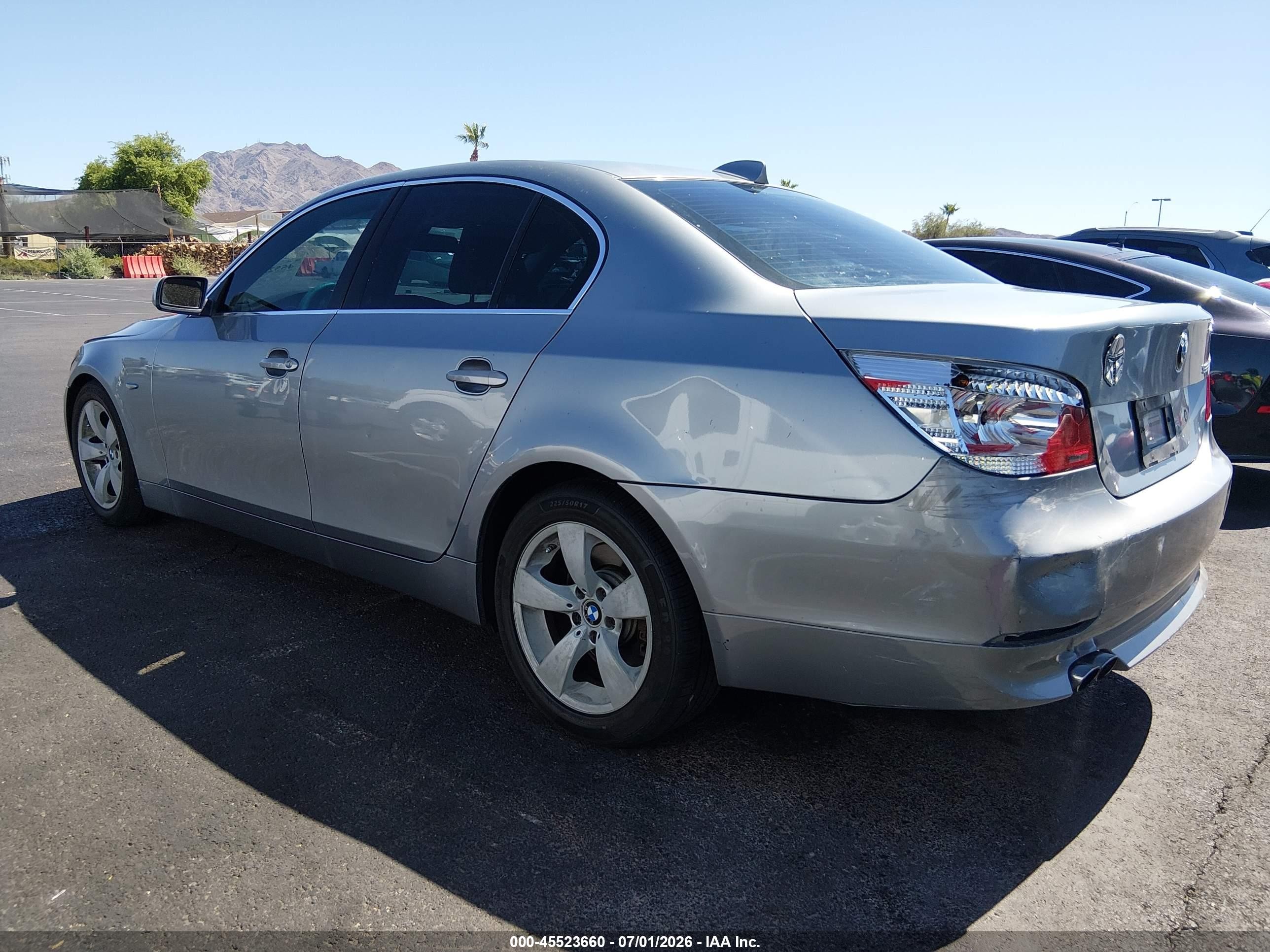 2007 Bmw 525i   Silver vin: WBANE53537CY07131