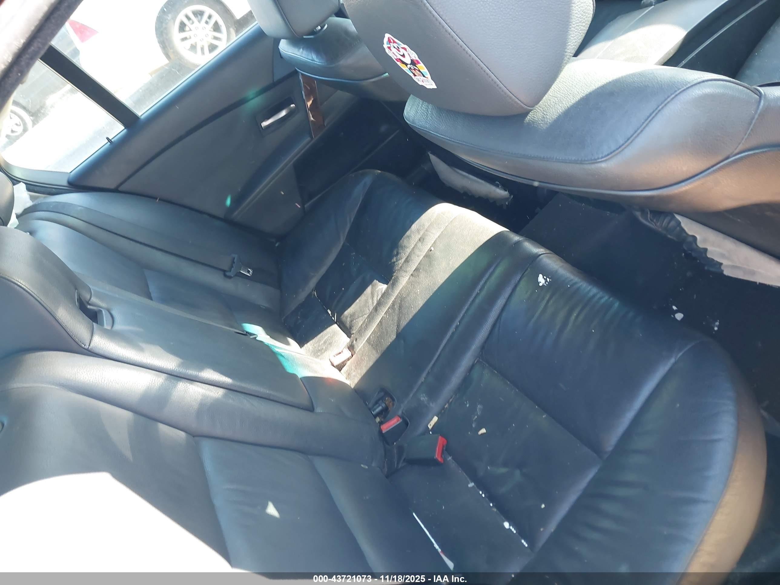 2006 Bmw 525i   Black vin: WBANE53546CK88640