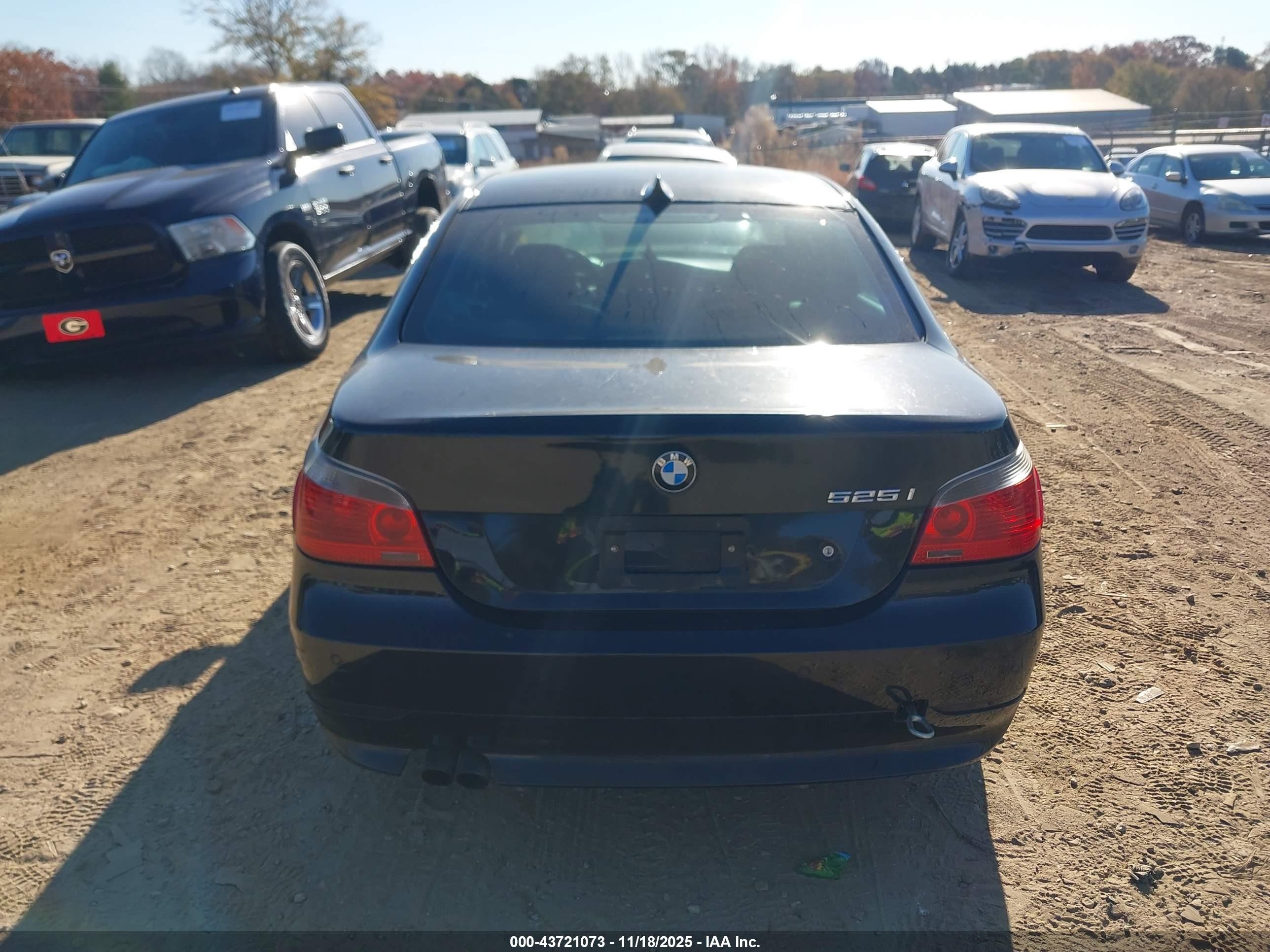 2006 Bmw 525i   Black vin: WBANE53546CK88640