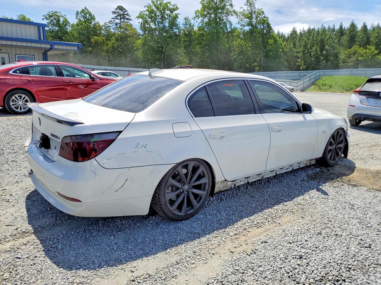 2007 Bmw 525 I White vin: WBANE53547CW64044