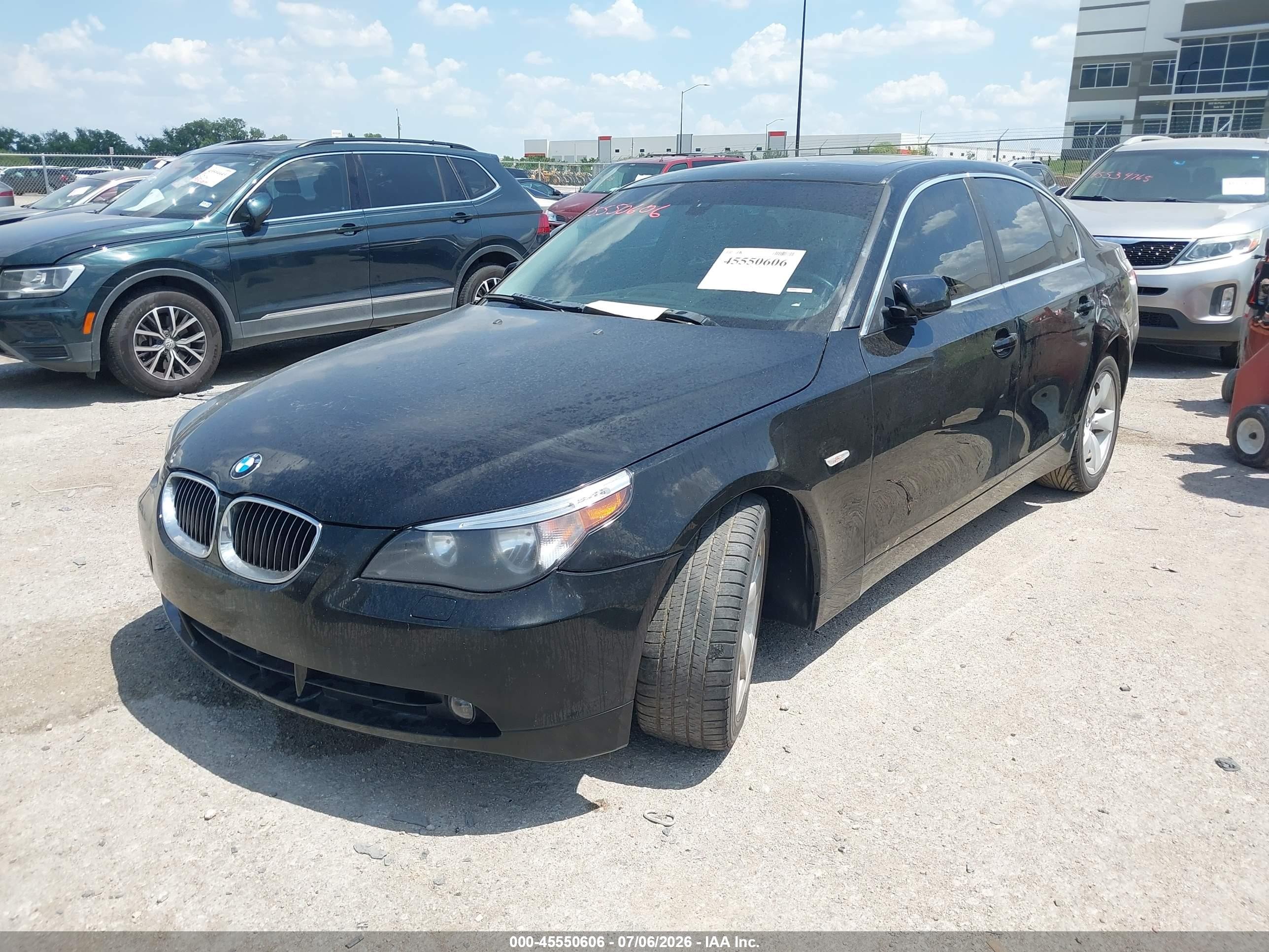 2007 Bmw 525i   Black vin: WBANE53577CW65916
