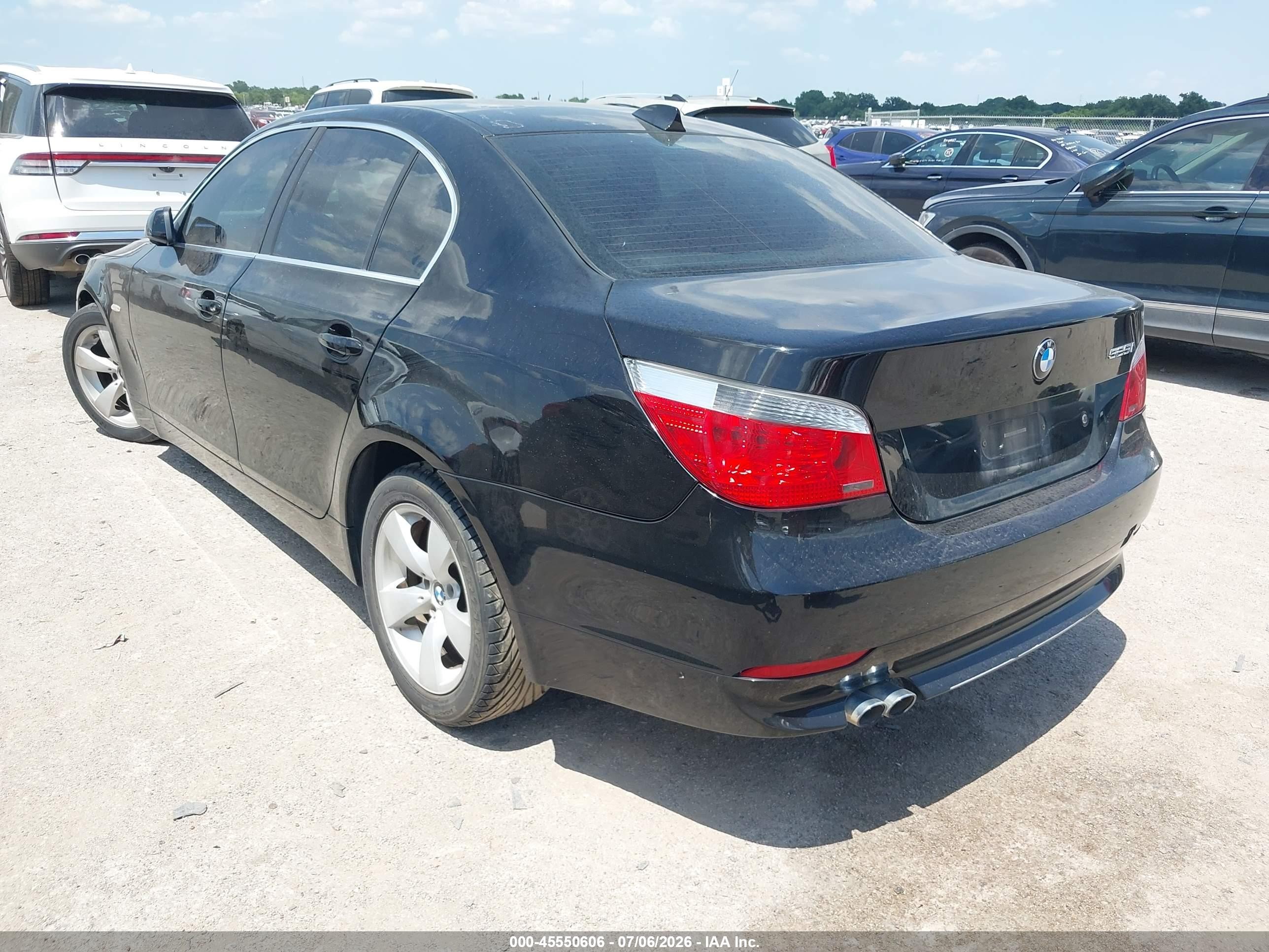 2007 Bmw 525i   Black vin: WBANE53577CW65916