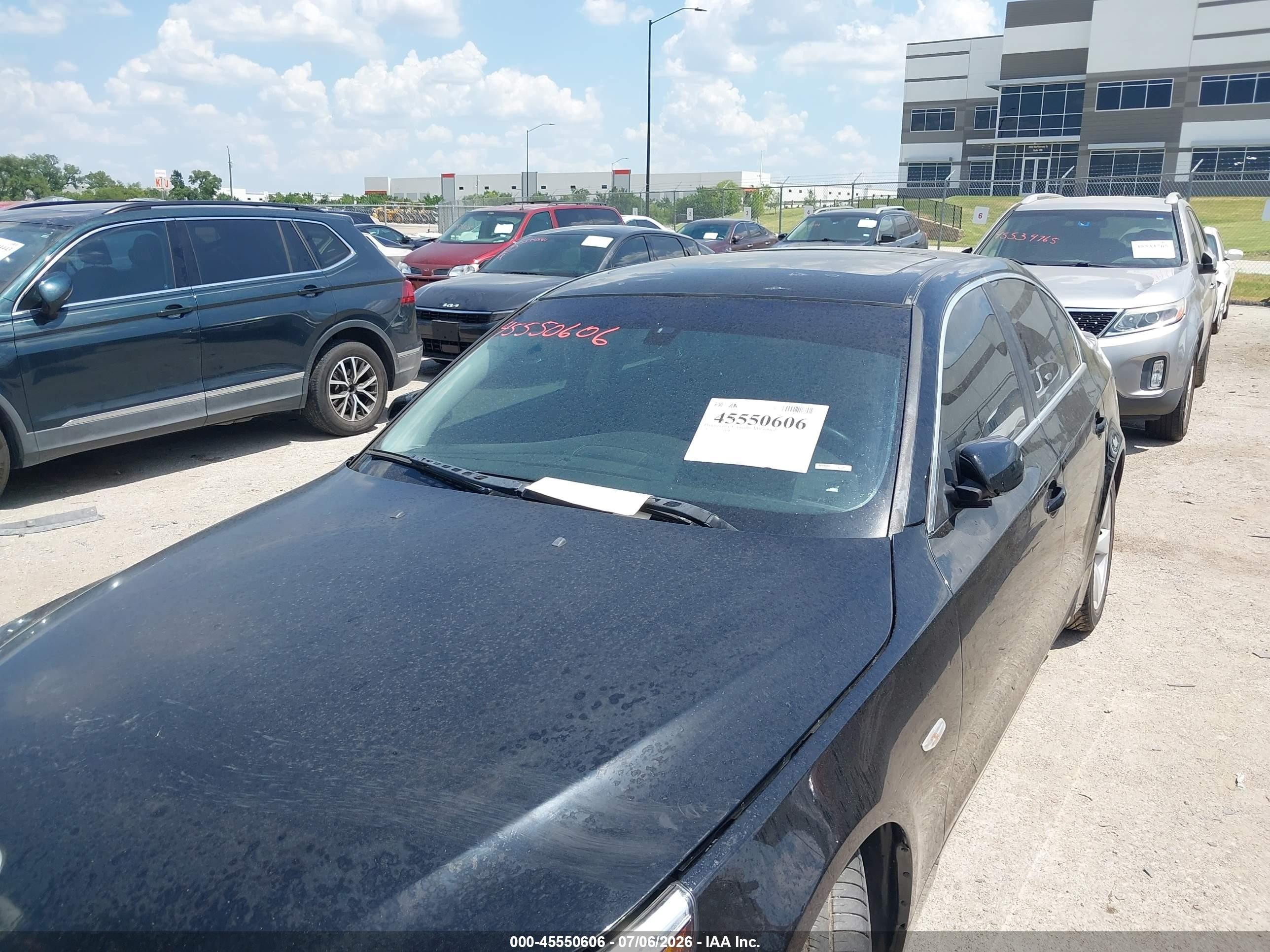 2007 Bmw 525i   Black vin: WBANE53577CW65916