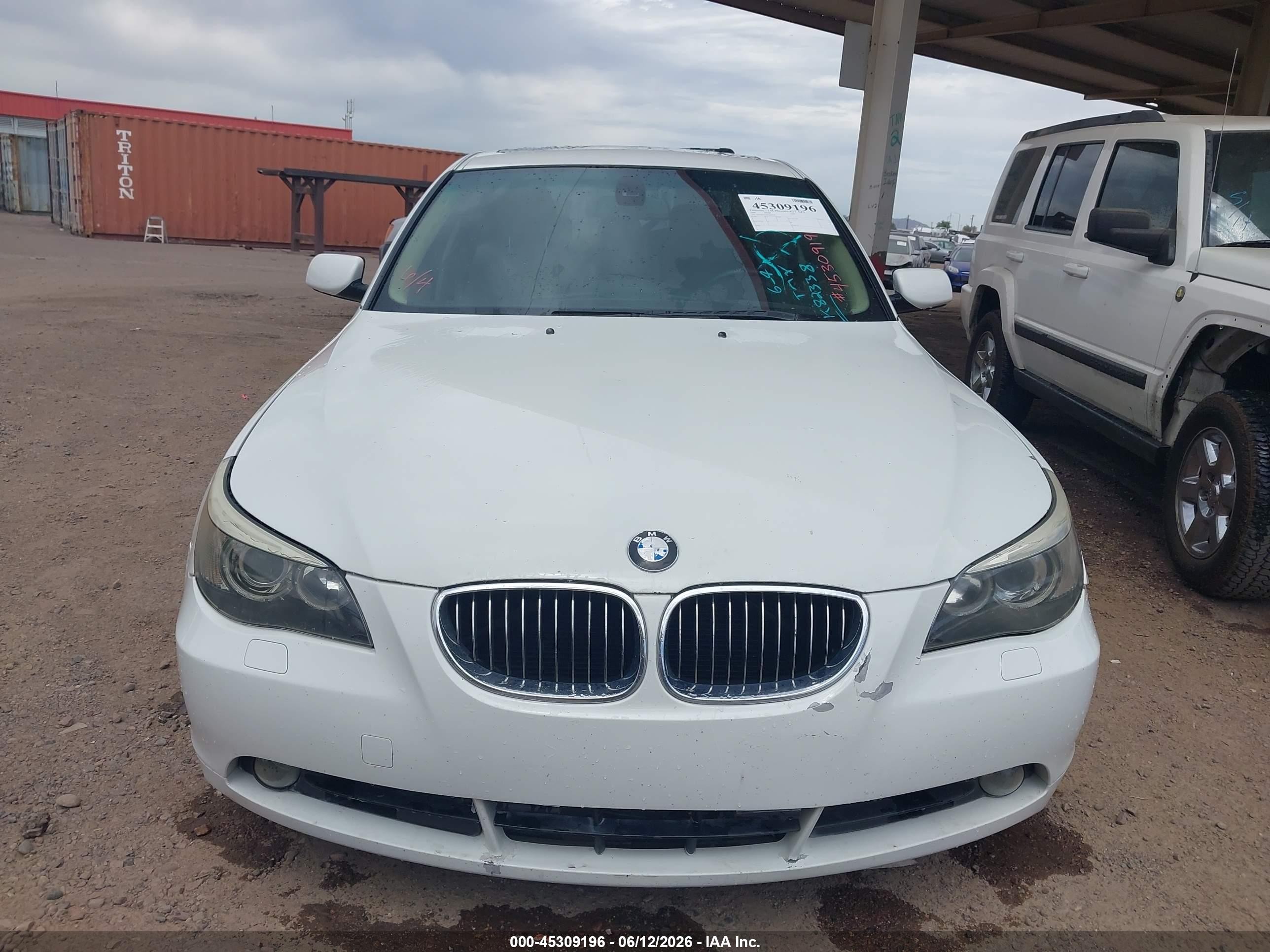 2006 Bmw 525i   White vin: WBANE53586CK82338